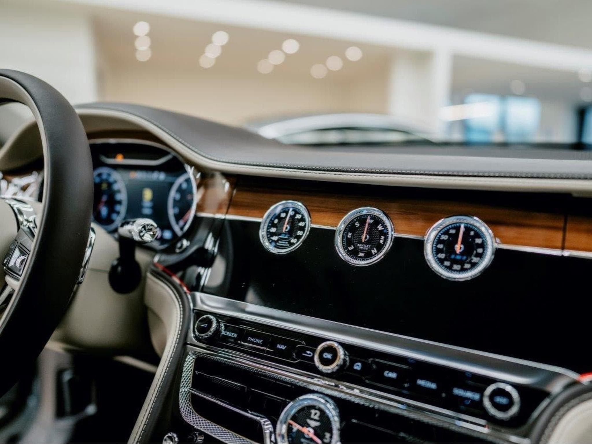 Bentley Continental GT Speed W12 (2022) - Photo 11