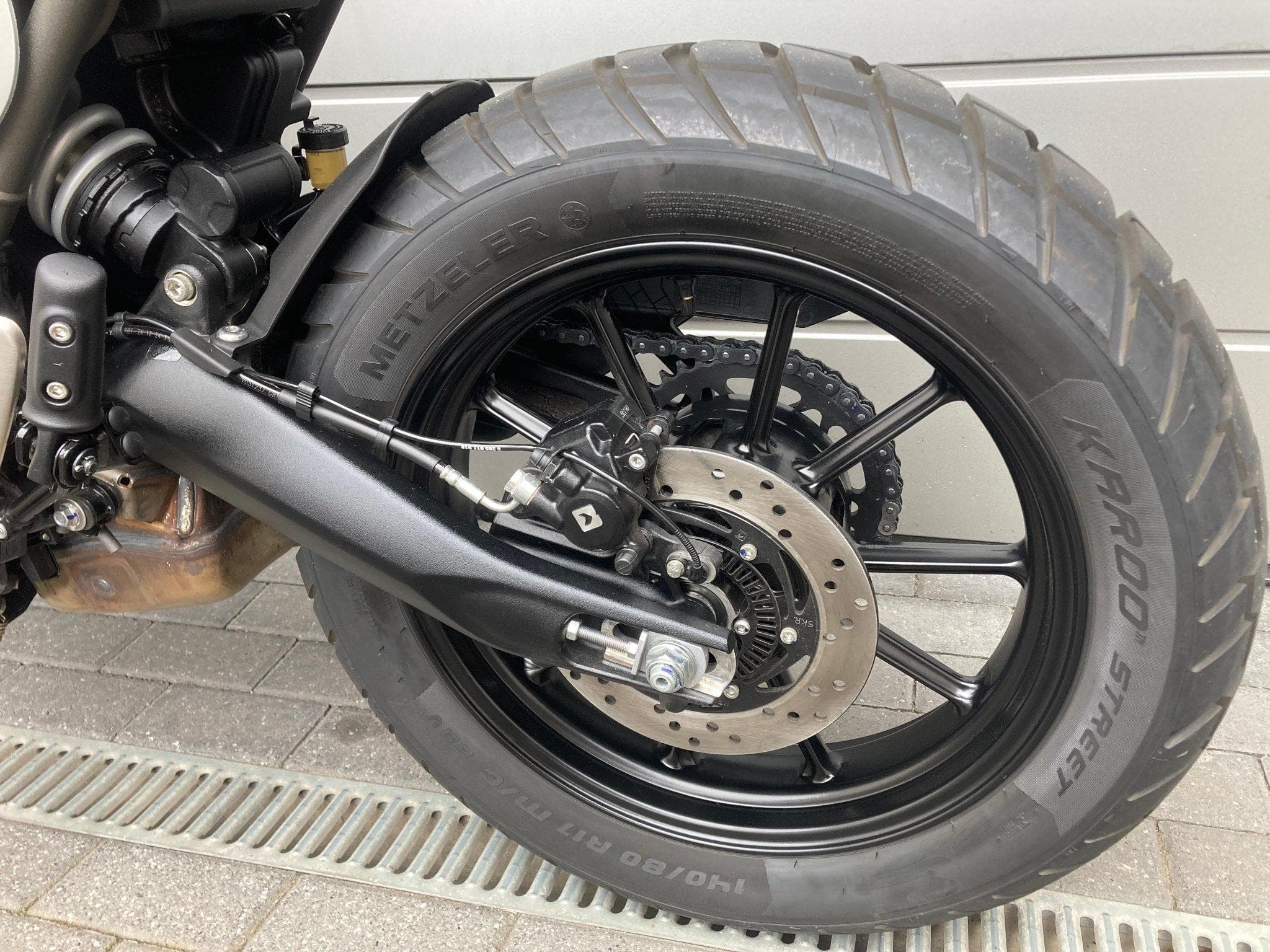 Triumph Scrambler 400x (2026) - Photo 10
