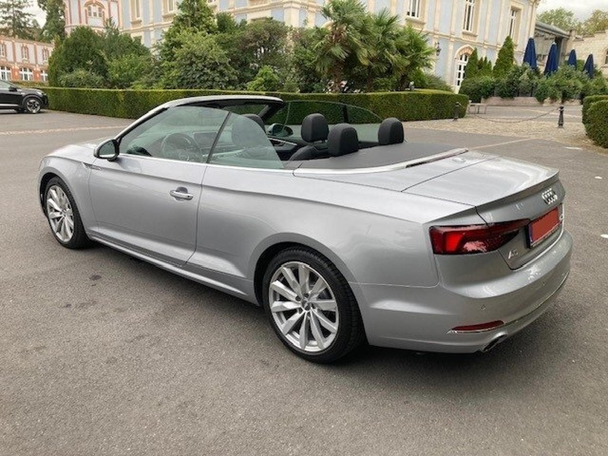 Audi A5 Cabrio 2.0 TFSI Quattro S-Tronic (2018) - Photo 2