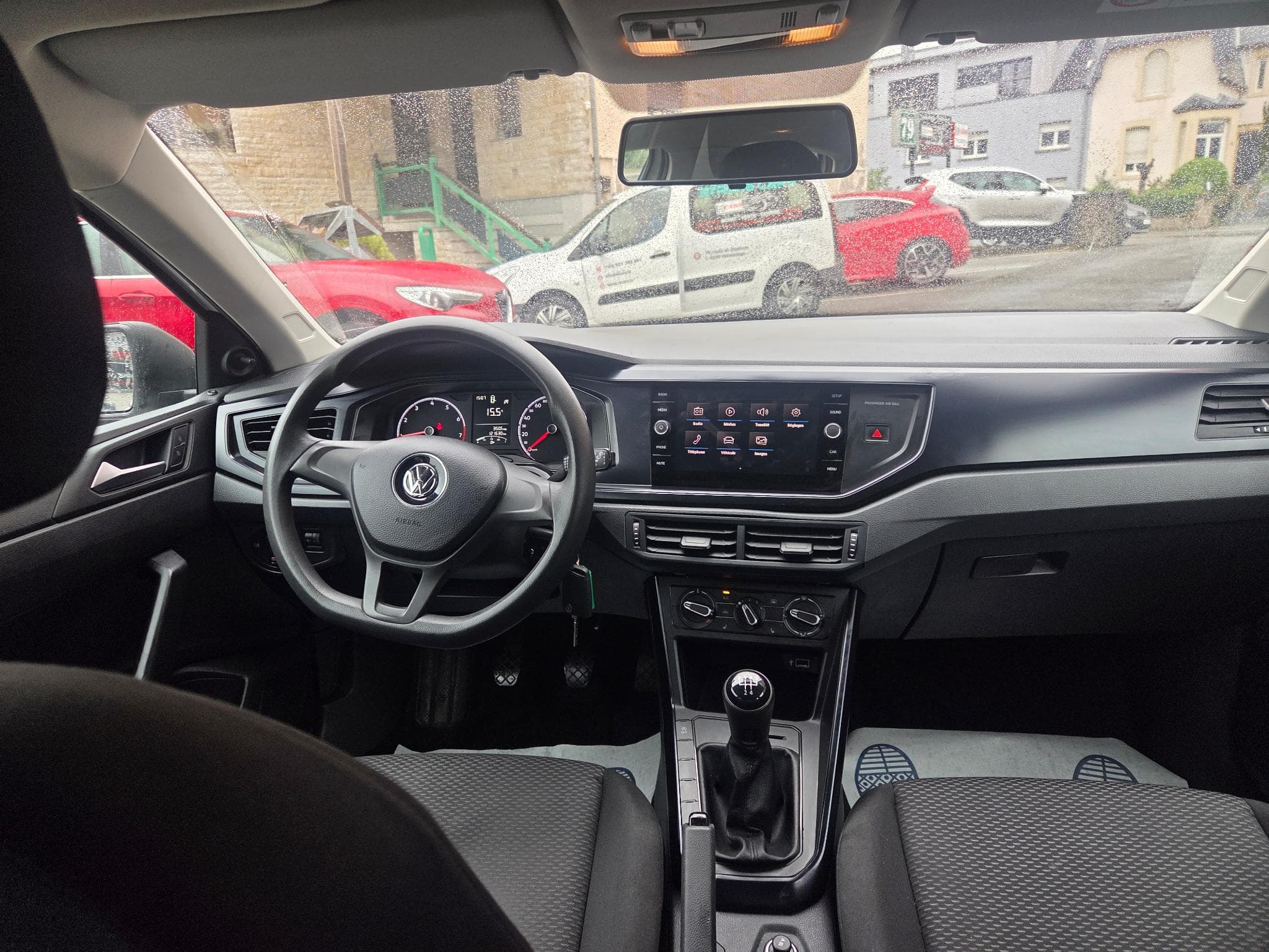 VW Polo 1.0 COMFORTLINE 80 CV (2020) - Foto 8