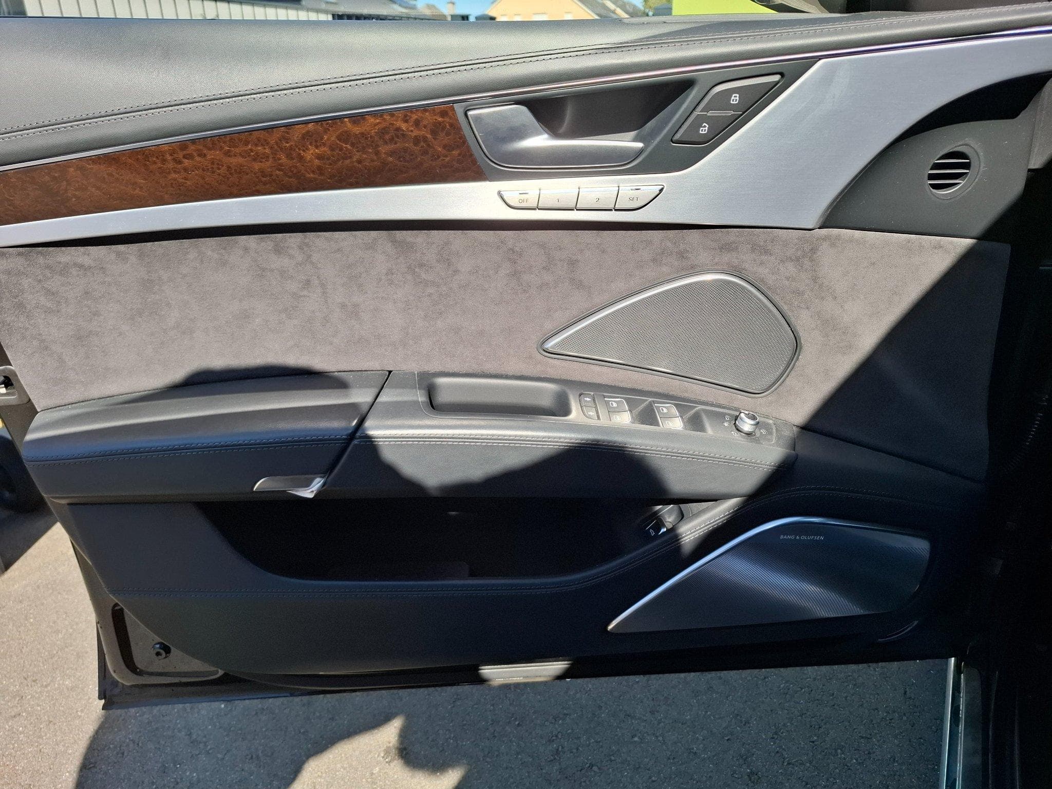 Audi A8 3.0 TDI L, B&O, toutes options (2016) - Photo 11