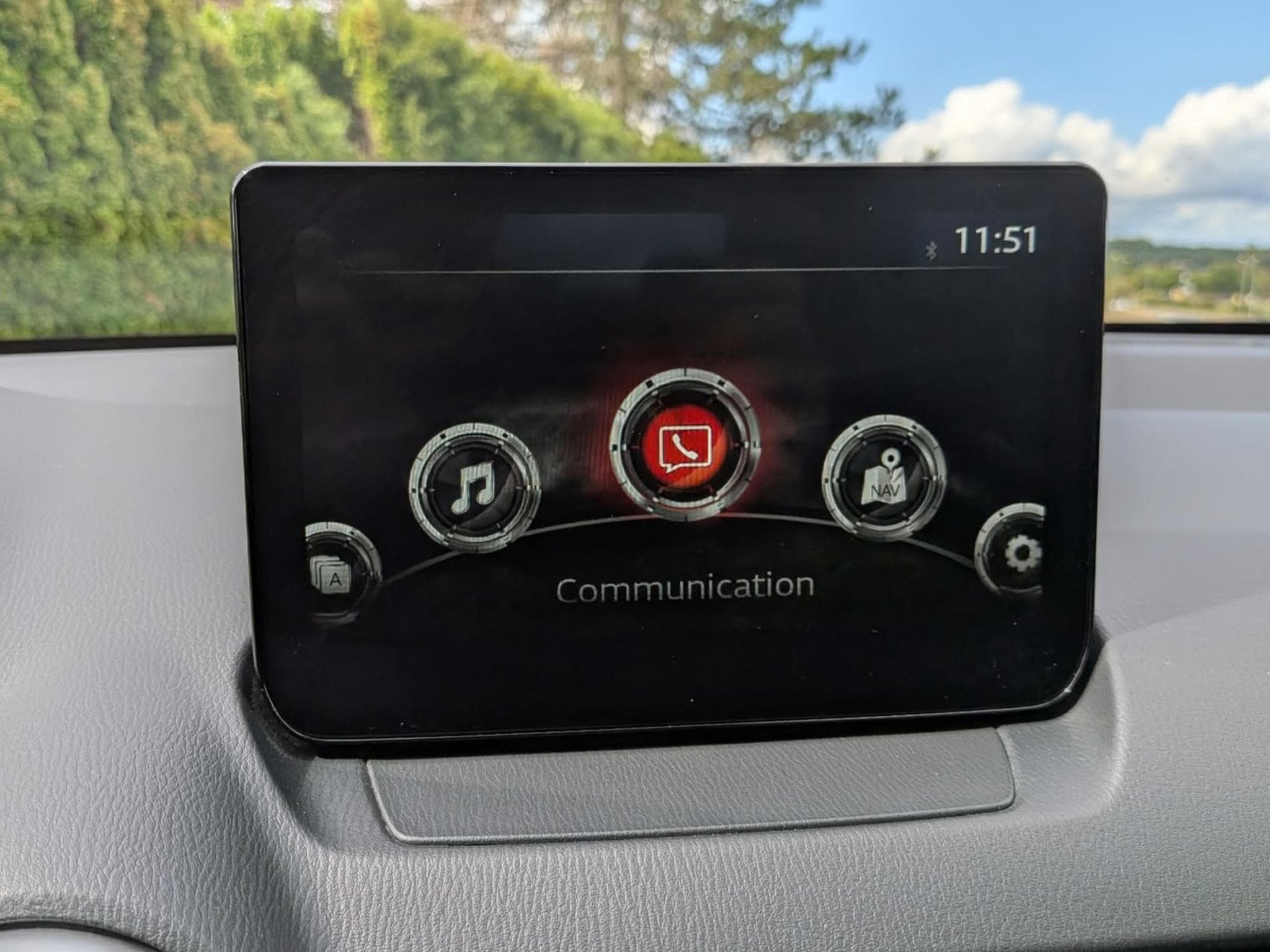 Mazda 2 e-SKYACTIV (2023) - Photo 10