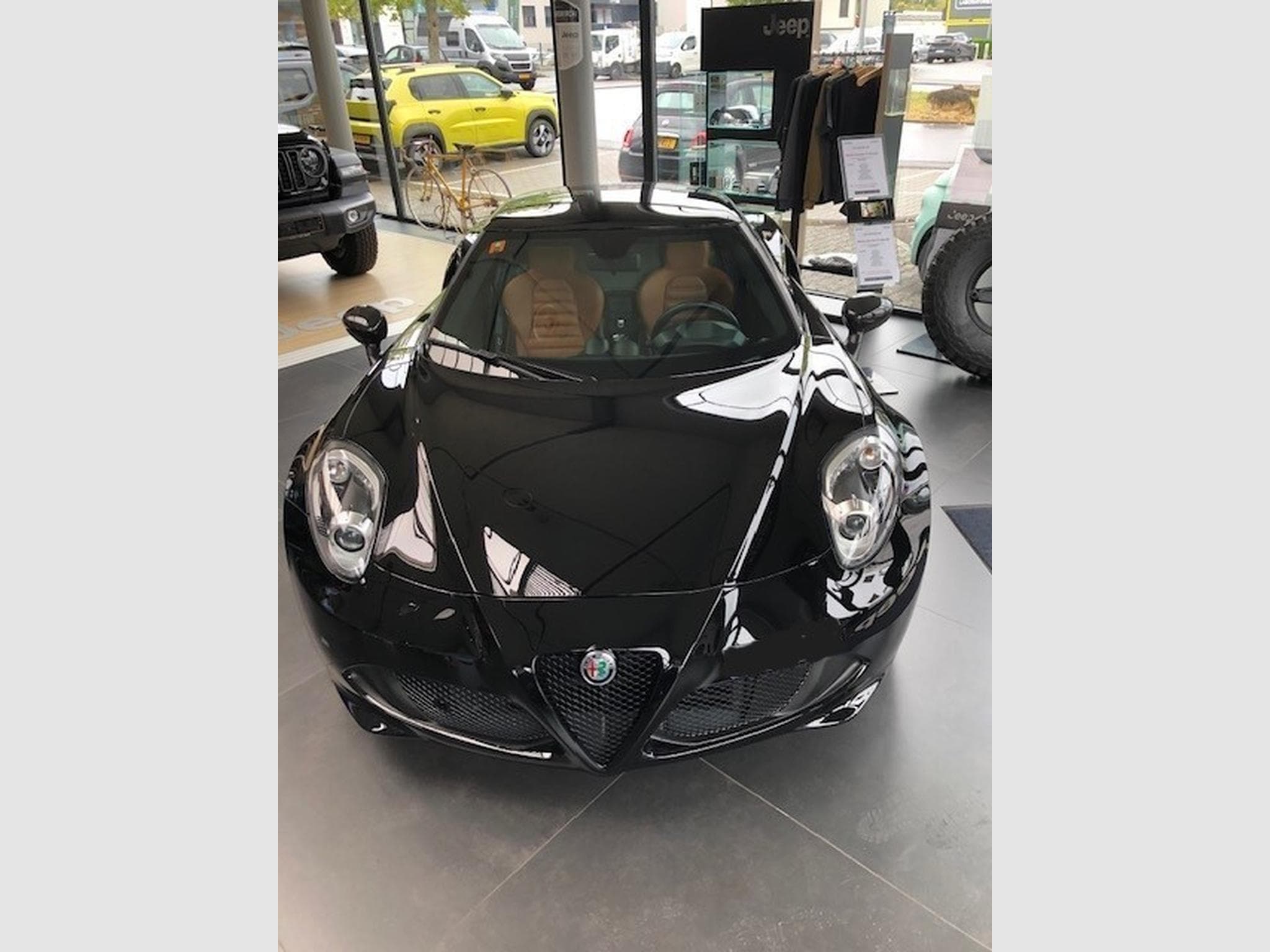 Alfa-Romeo 4C Edizione Speciale 1,750 TBi 241 cv boîte autom. (2019) - Foto 2