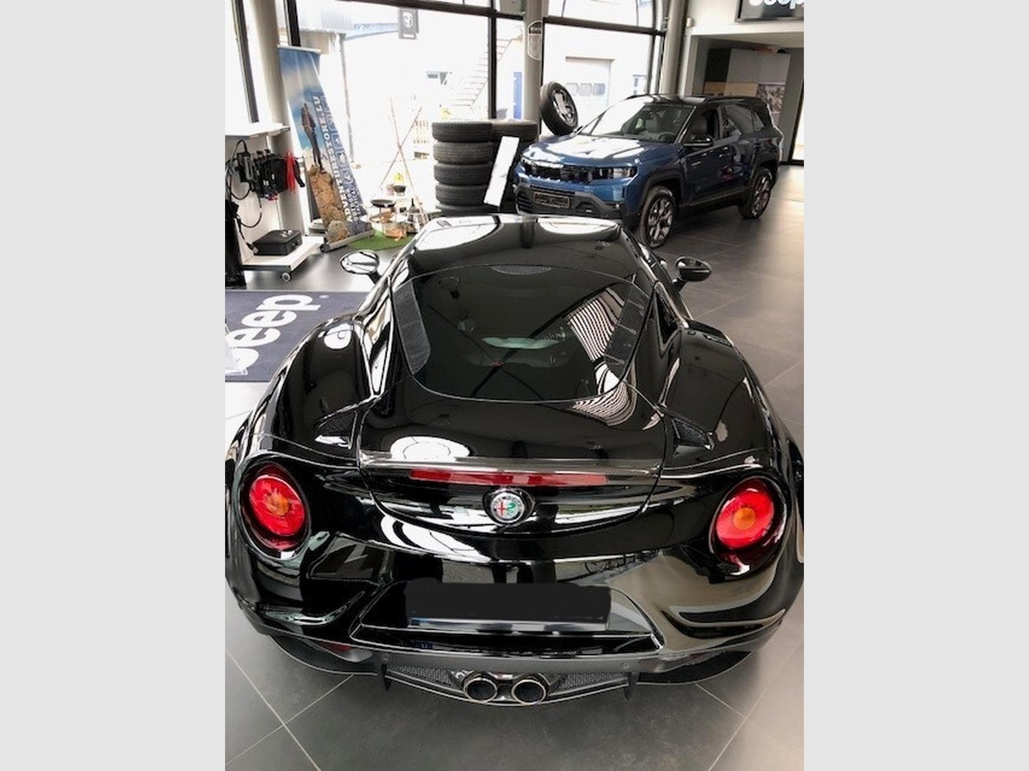 Alfa-Romeo 4C Edizione Speciale 1,750 TBi 241 cv boîte autom. (2019) - Foto 3