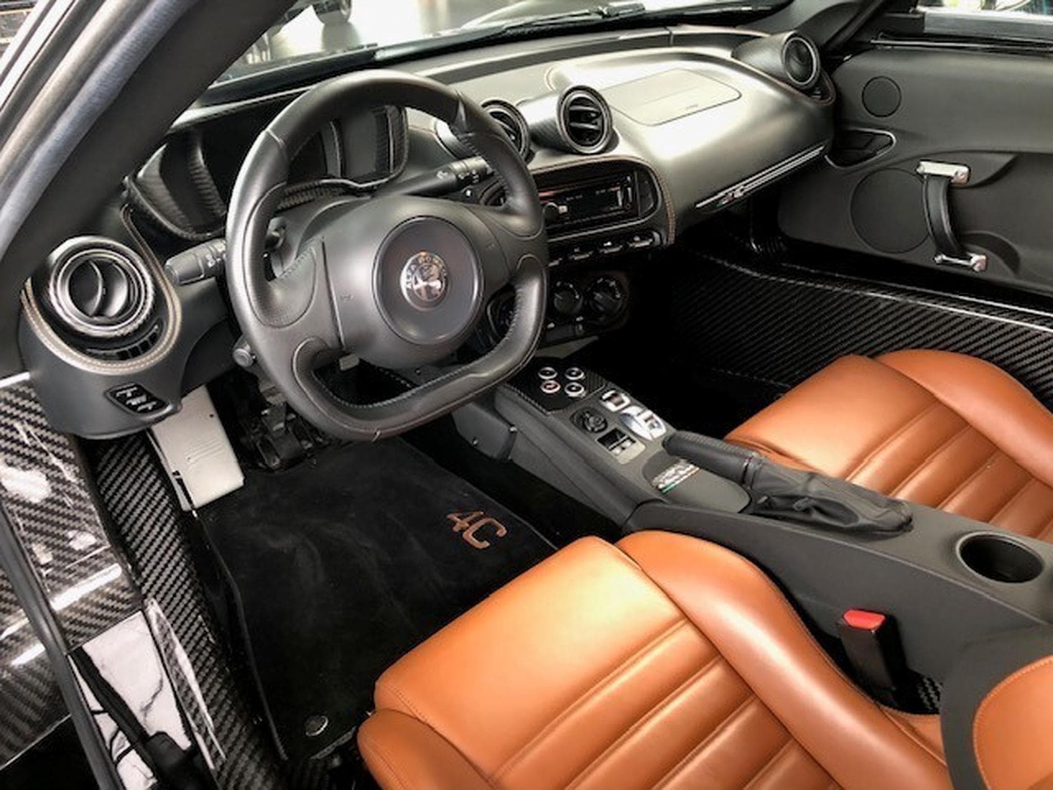 Alfa-Romeo 4C Edizione Speciale 1,750 TBi 241 cv boîte autom. (2019) - Foto 4