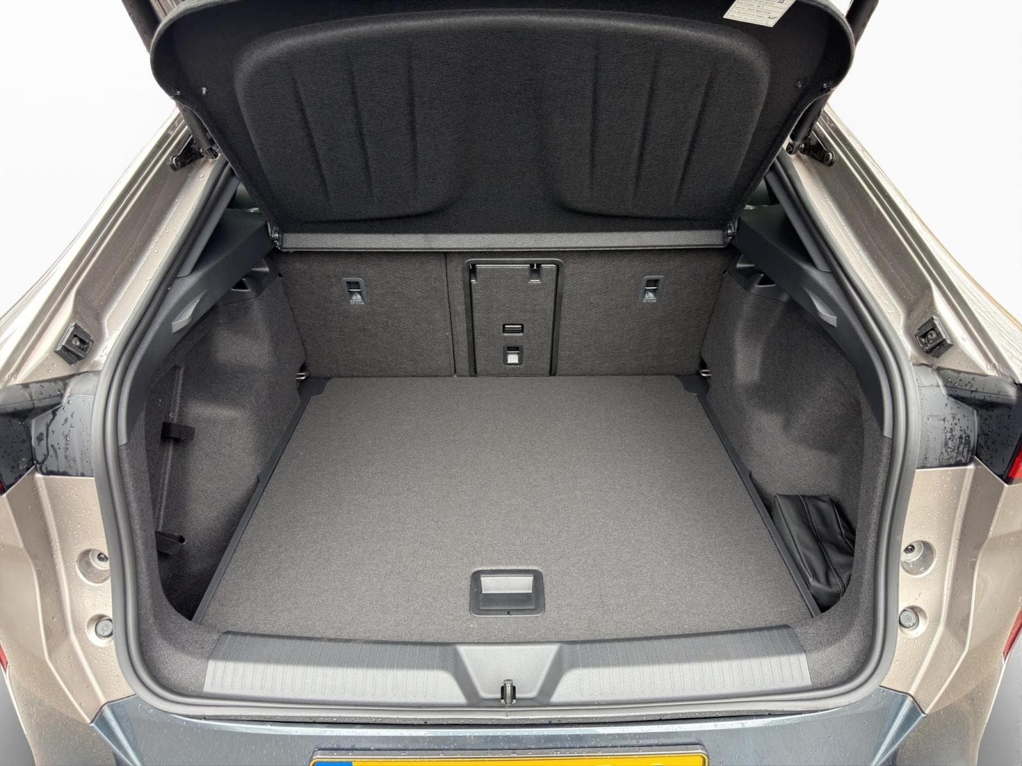 Cupra Tavascan VZ (2026) - Foto 17