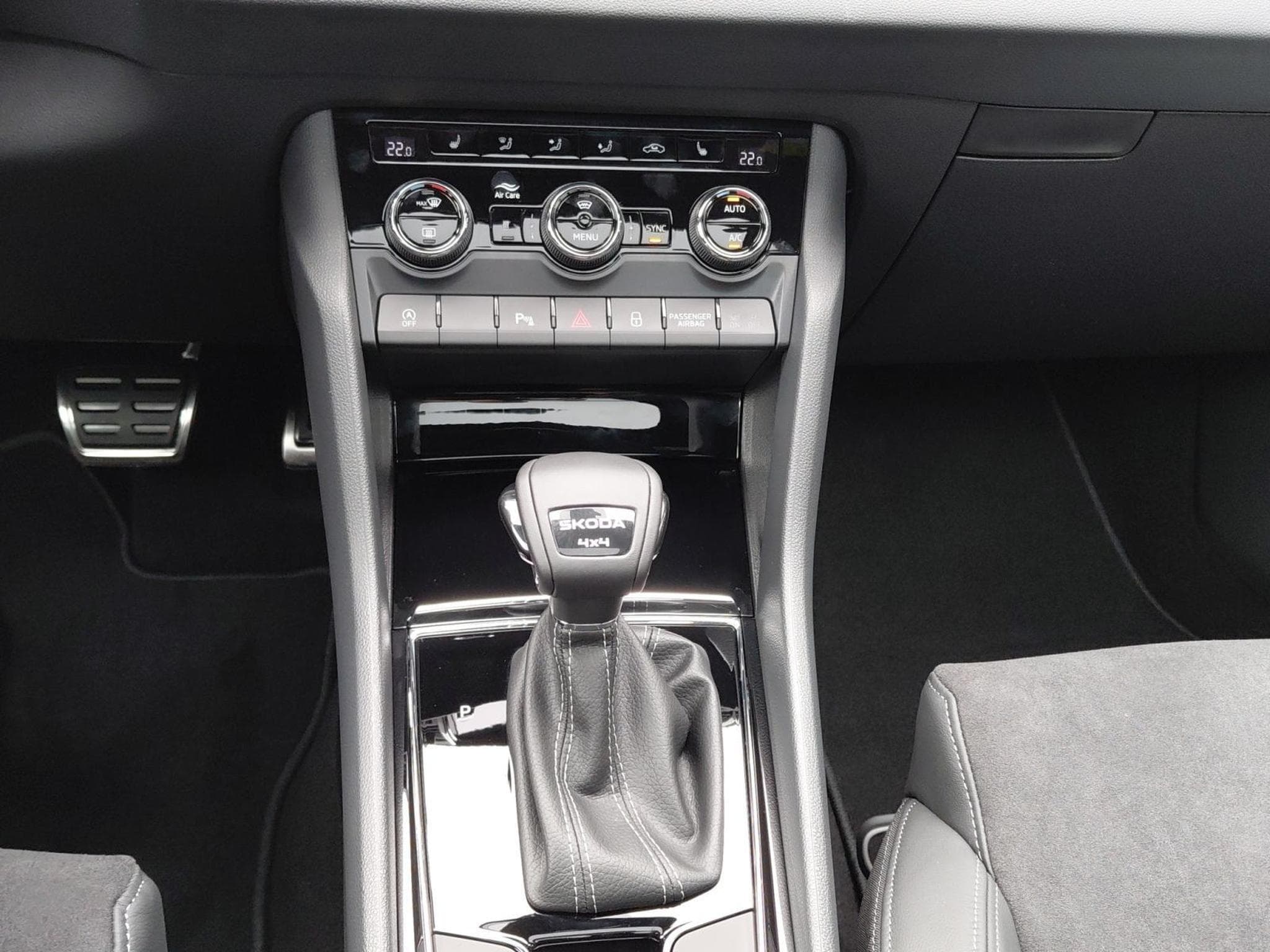 Skoda Karoq Sportline (2026) - Foto 12