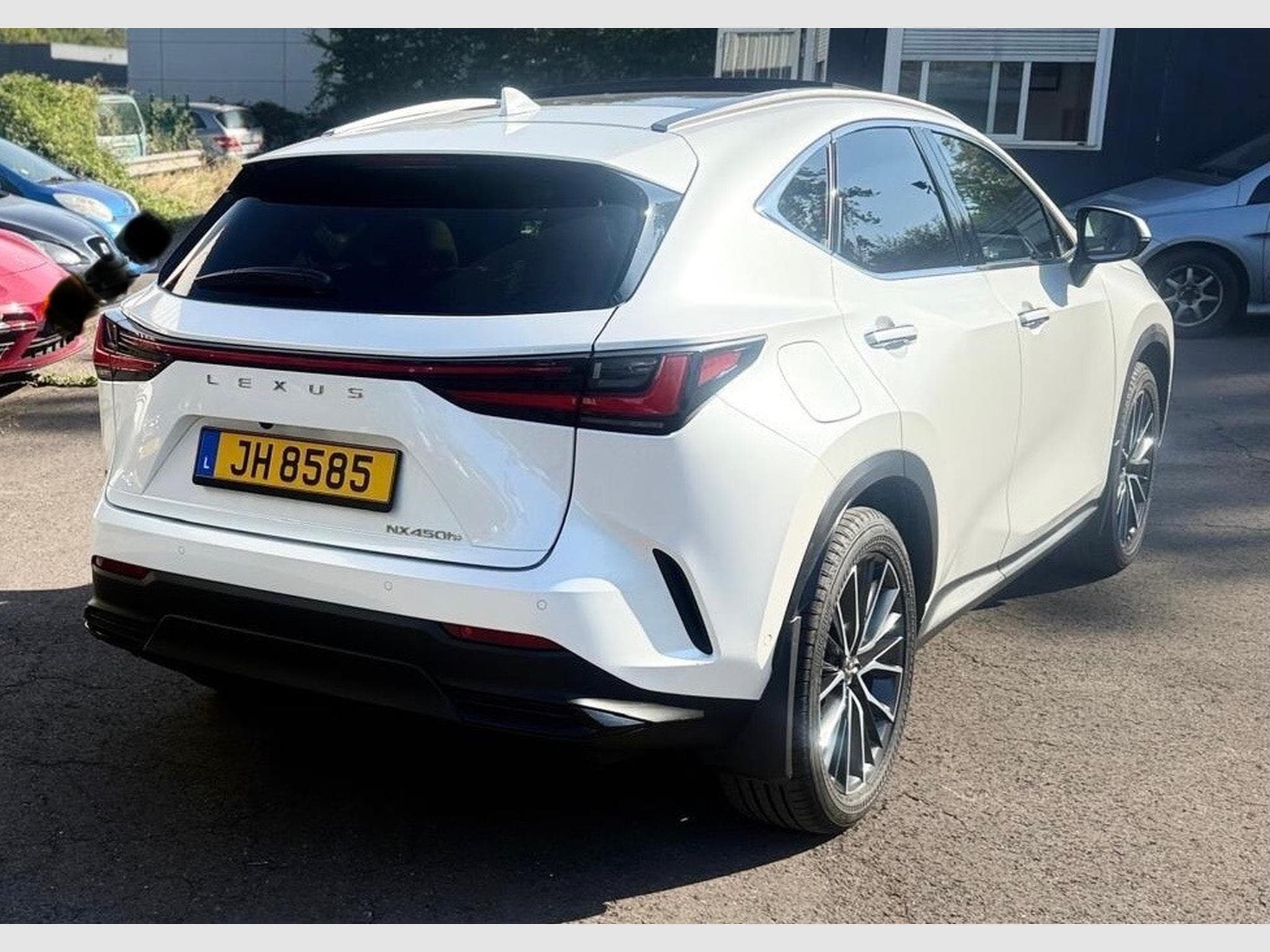 Lexus NX NX 450H+ PHEV 4WD Executive (2026) - Photo 3