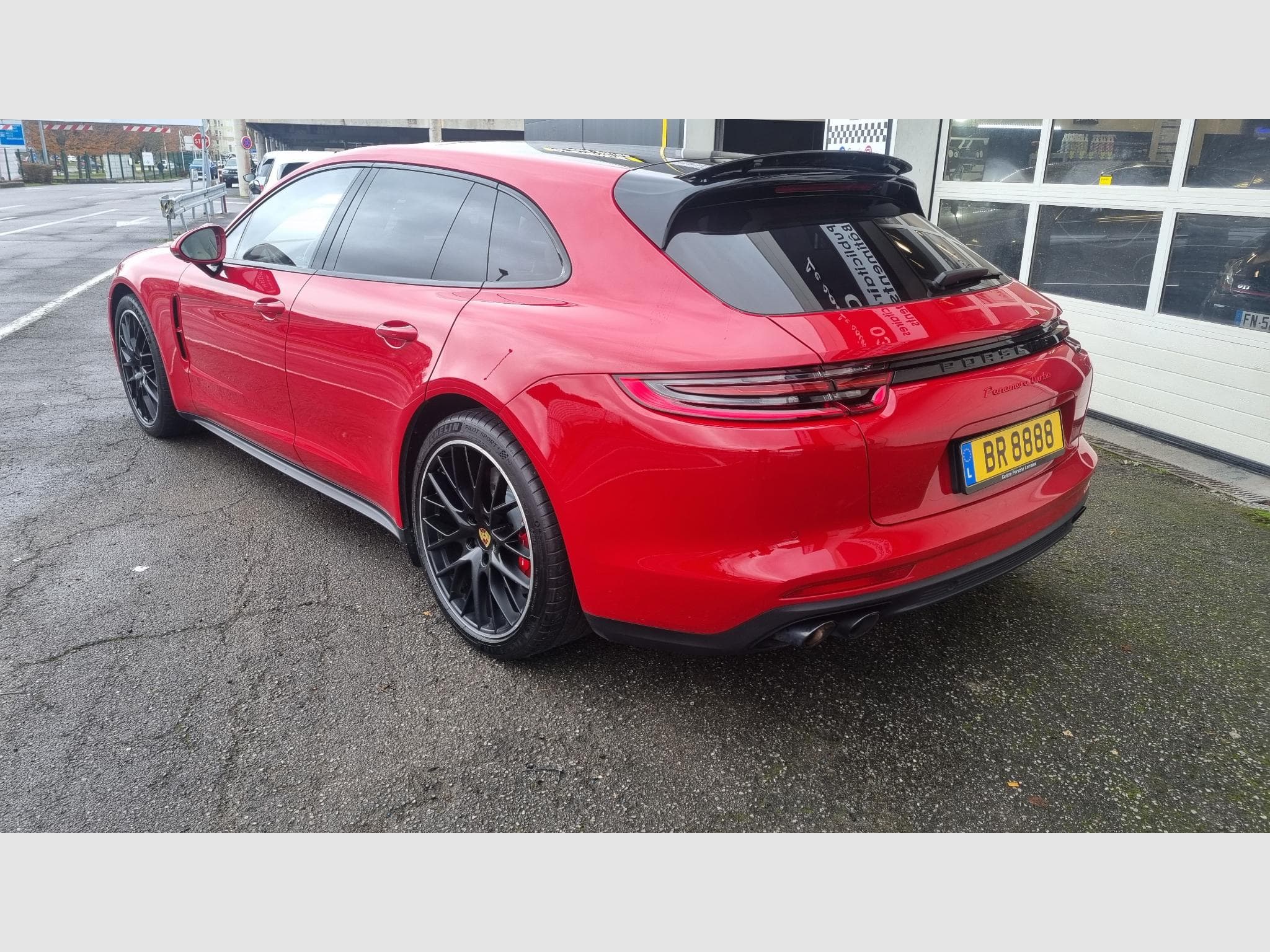 Porsche Panamera Turbo Gran Turismo (2019) - Photo 3