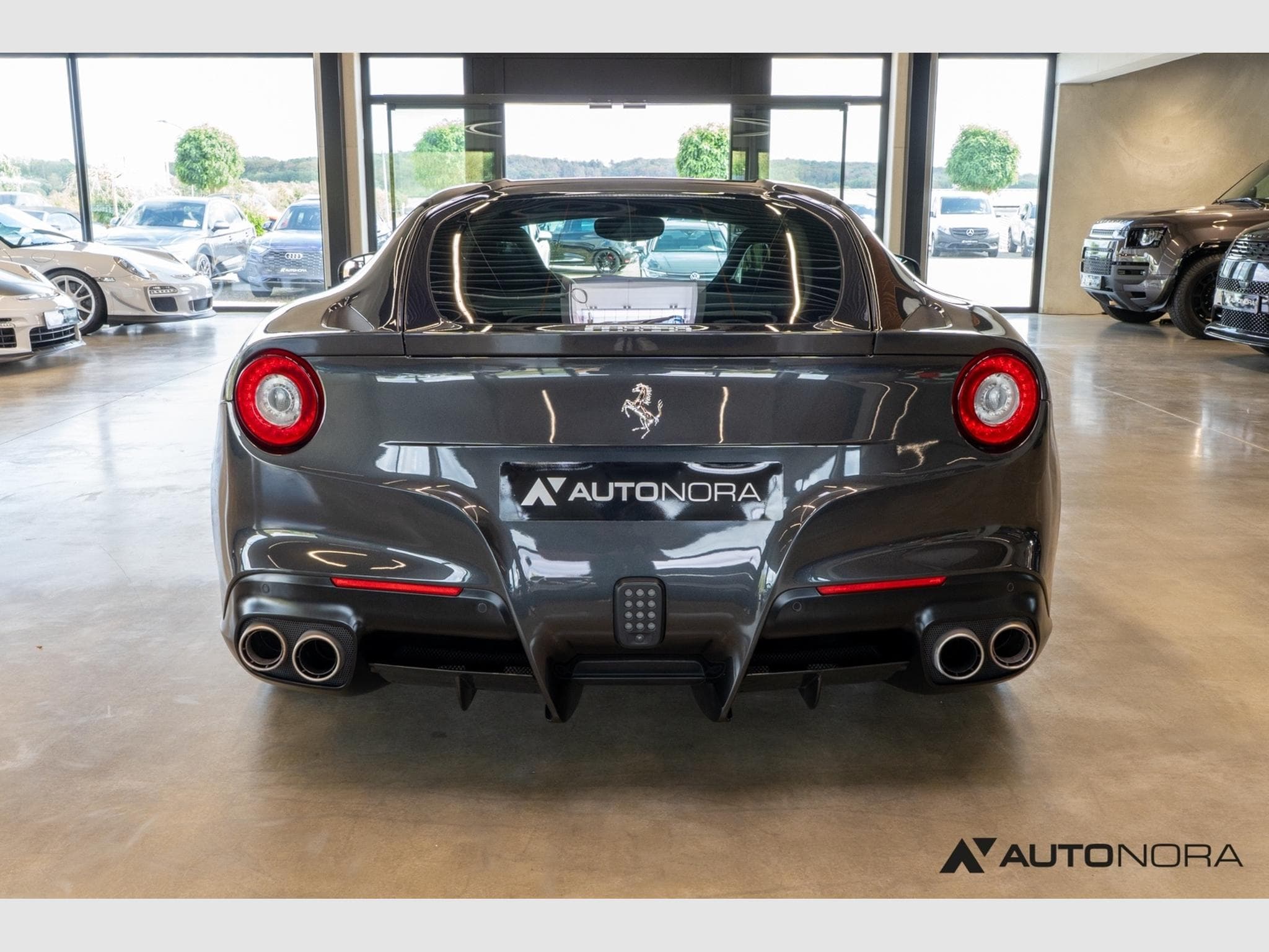 Ferrari F12 Berlinetta (2014) - Photo 9