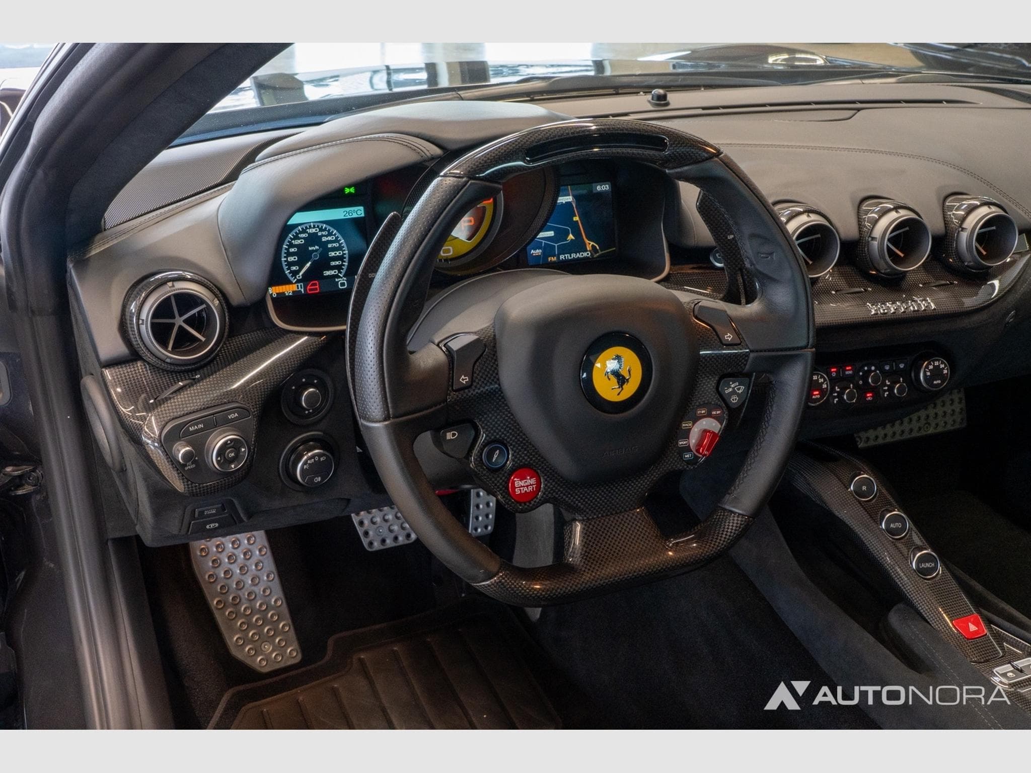 Ferrari F12 Berlinetta (2014) - Photo 13