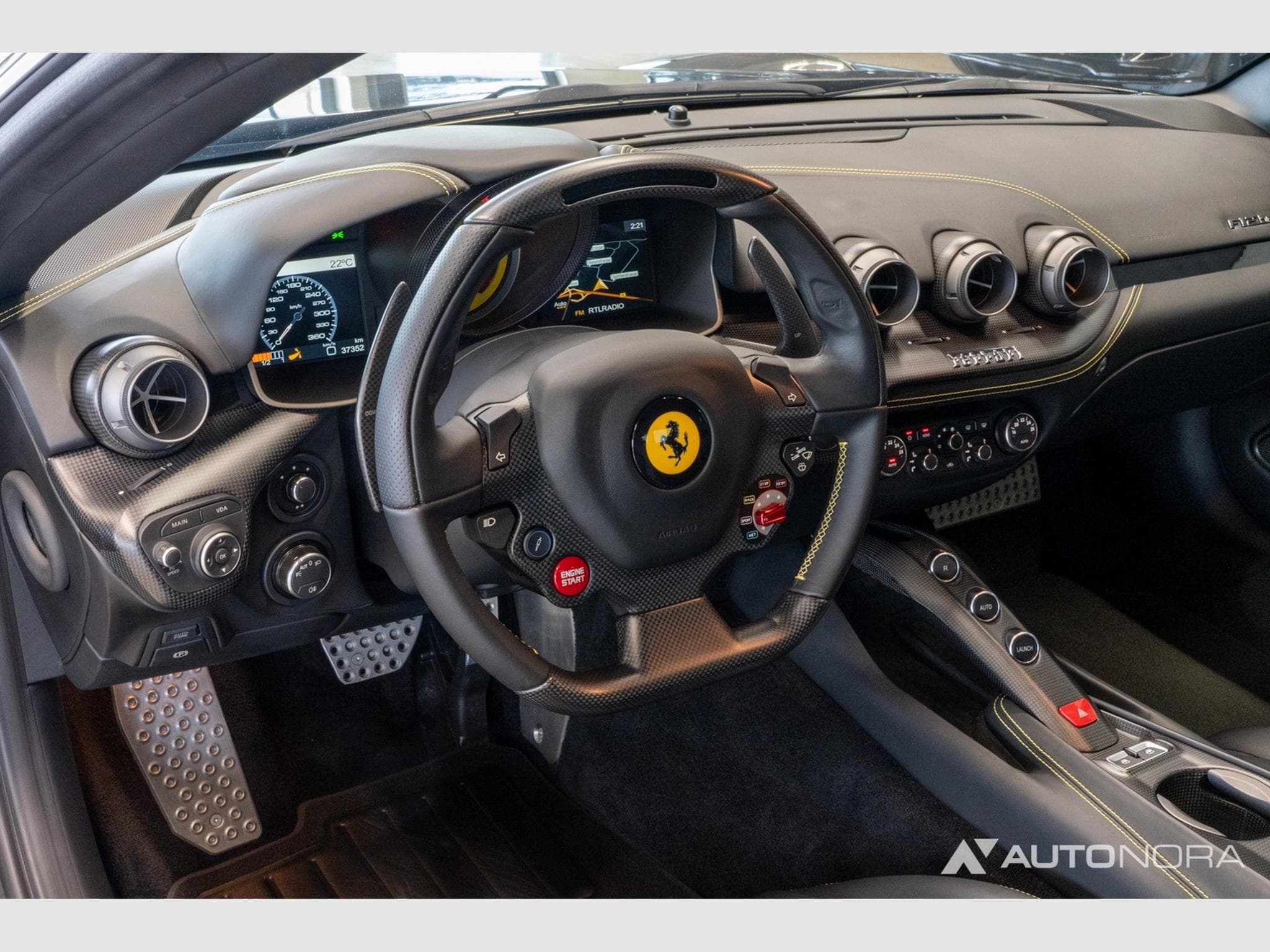 Ferrari F12 Berlinetta (2013) - Photo 13