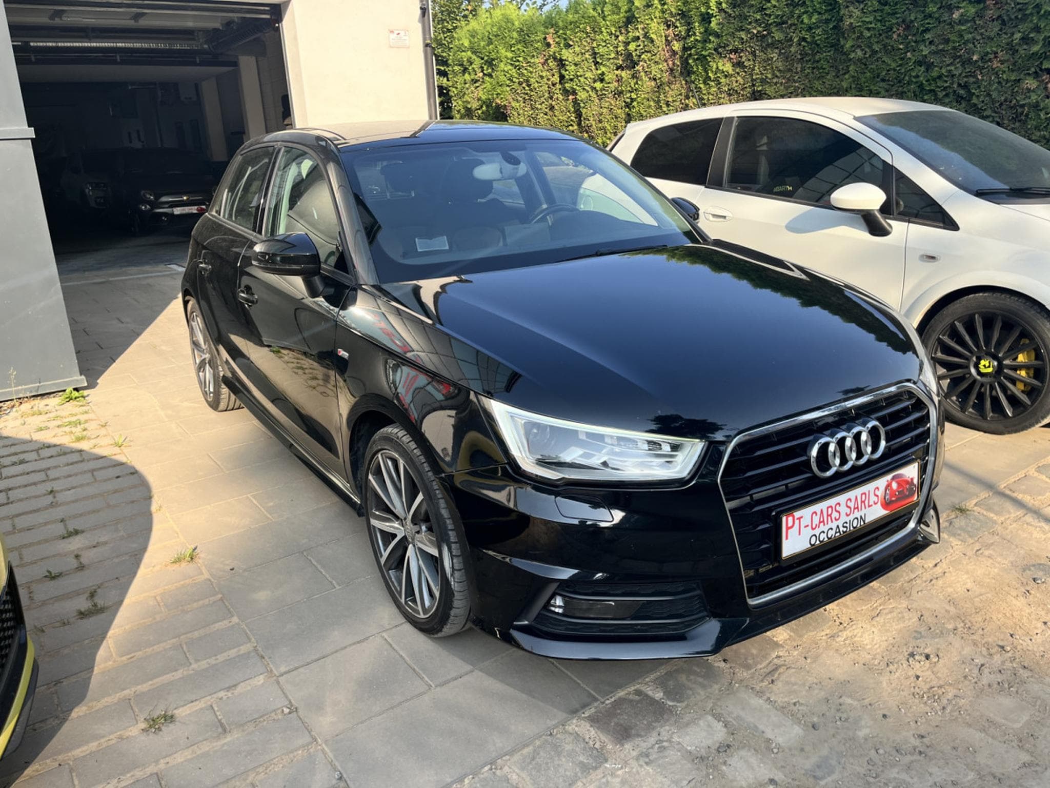 Audi A1 1.0 tsi S- tronic S-line (2016) - Foto 1