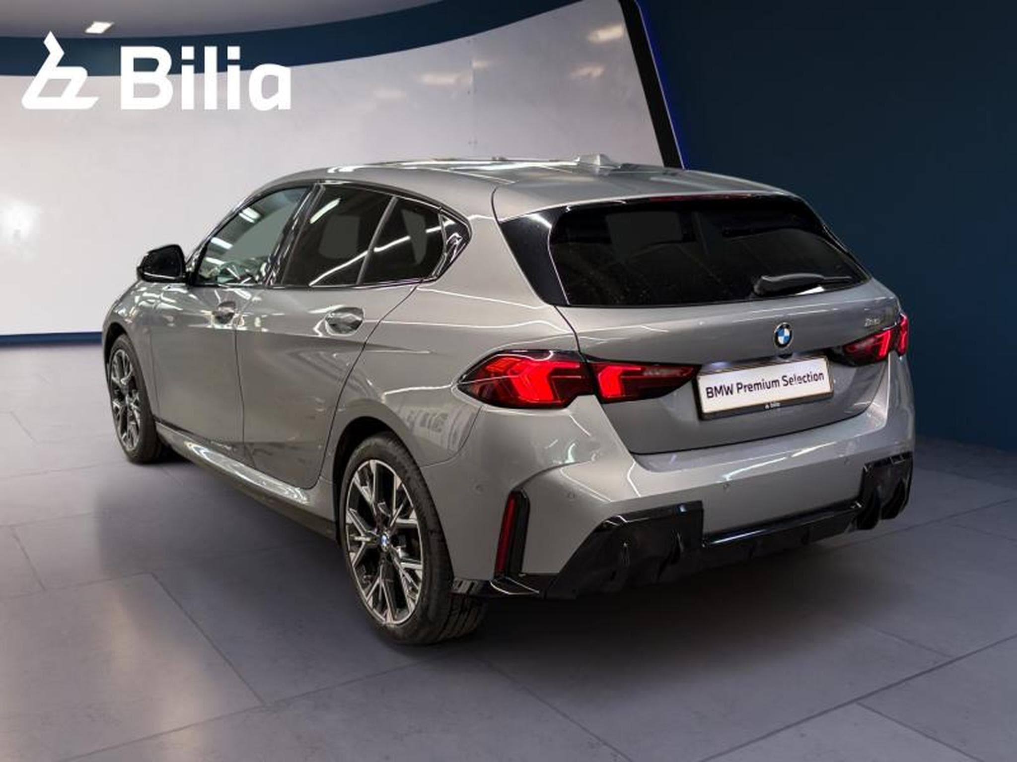 BMW 120 120 Kit M Sport (2025) - Photo 5