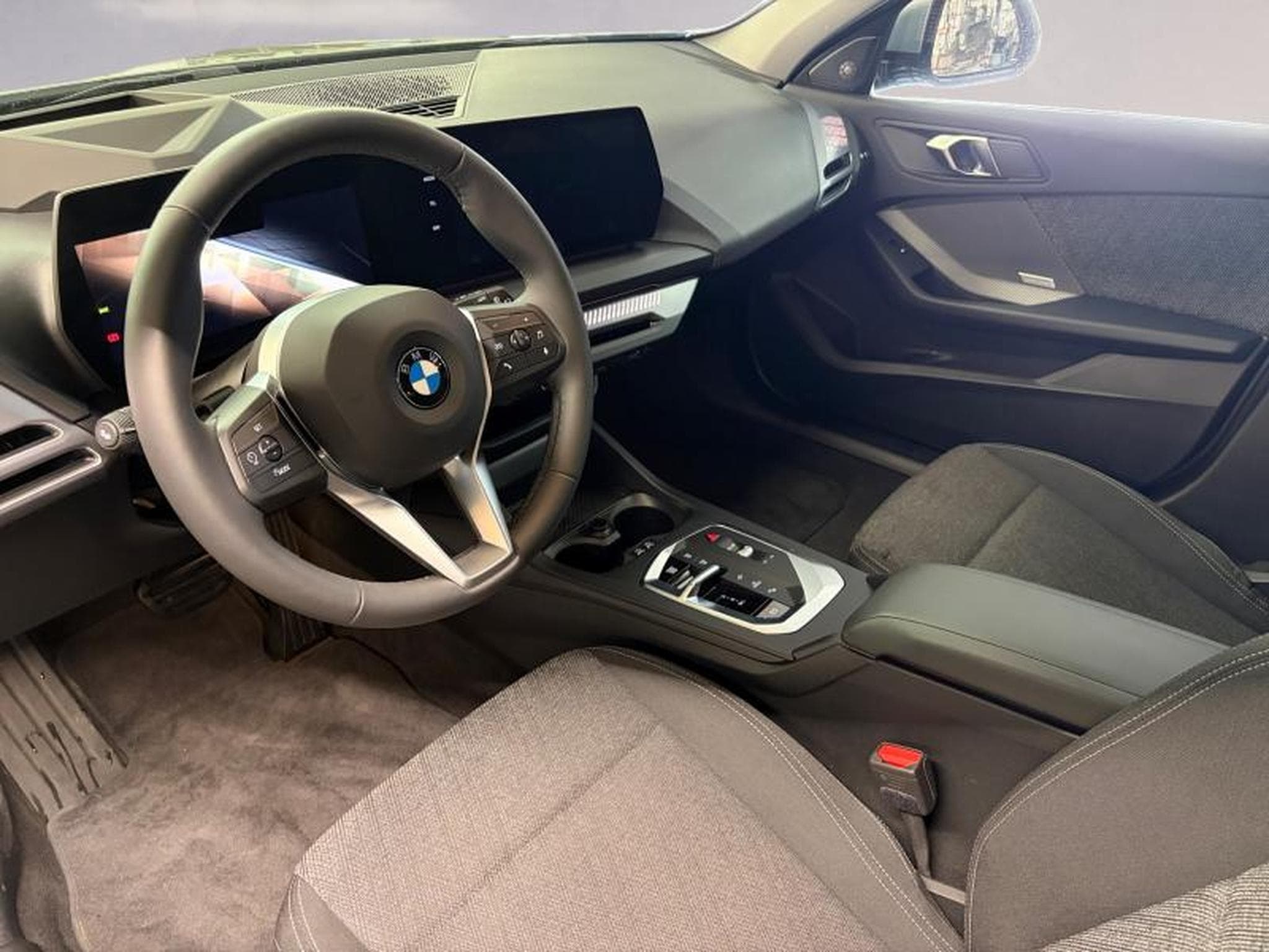 BMW 120 120 Kit M Sport (2025) - Photo 6