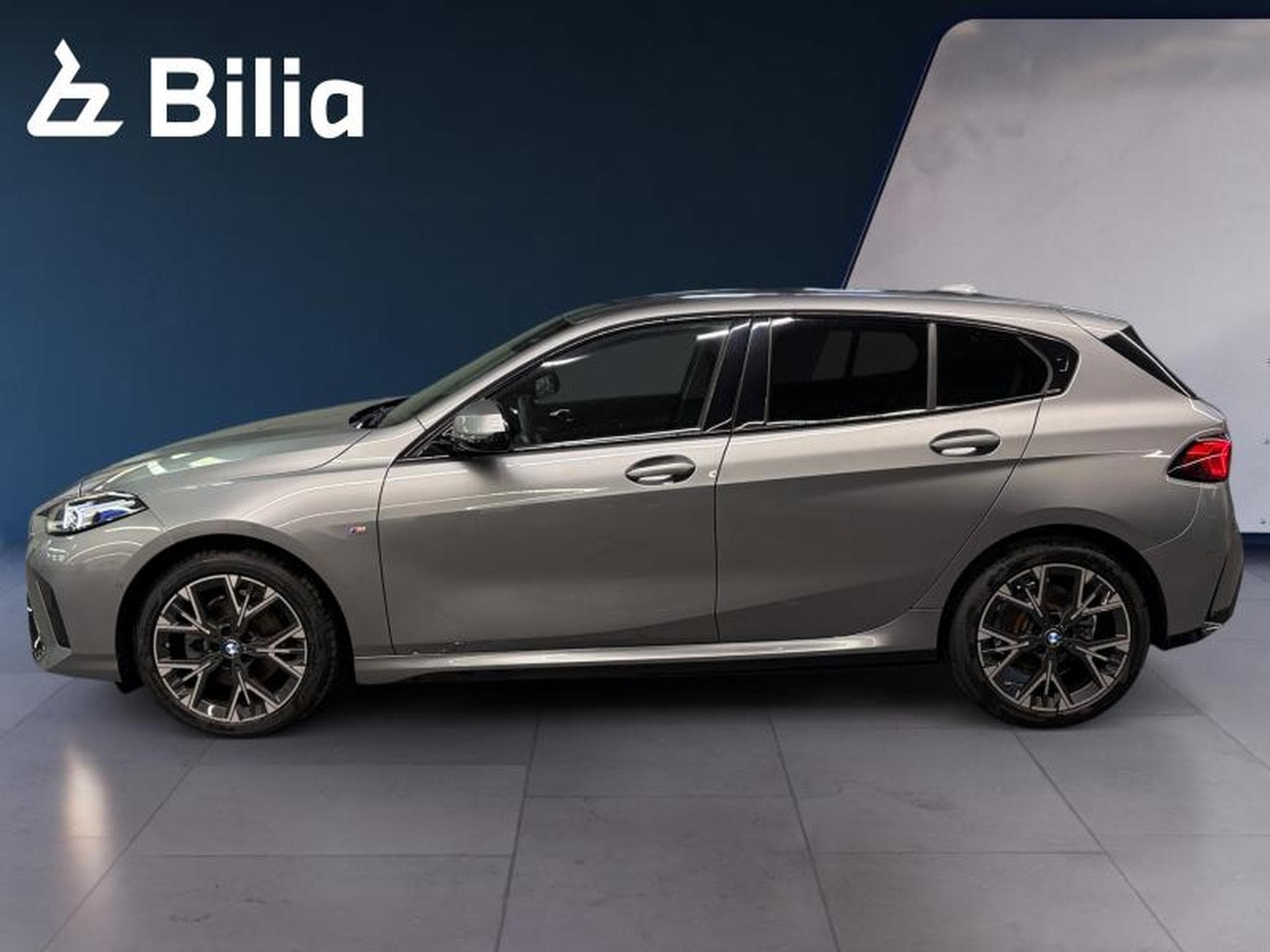 BMW 120 120 Kit M Sport (2025) - Photo 9