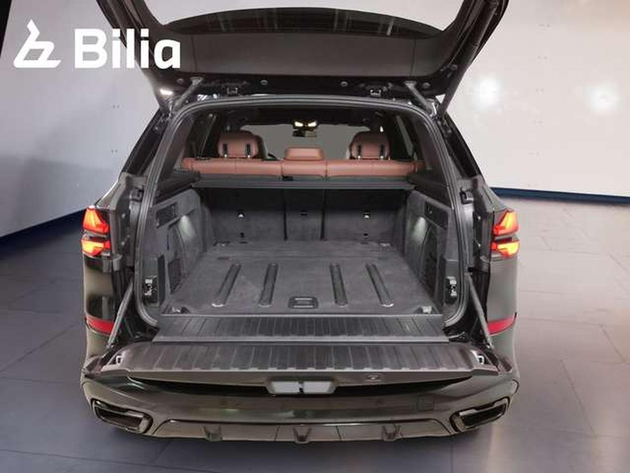 BMW X5 xDrive40i DAB LED (2024) - Photo 9