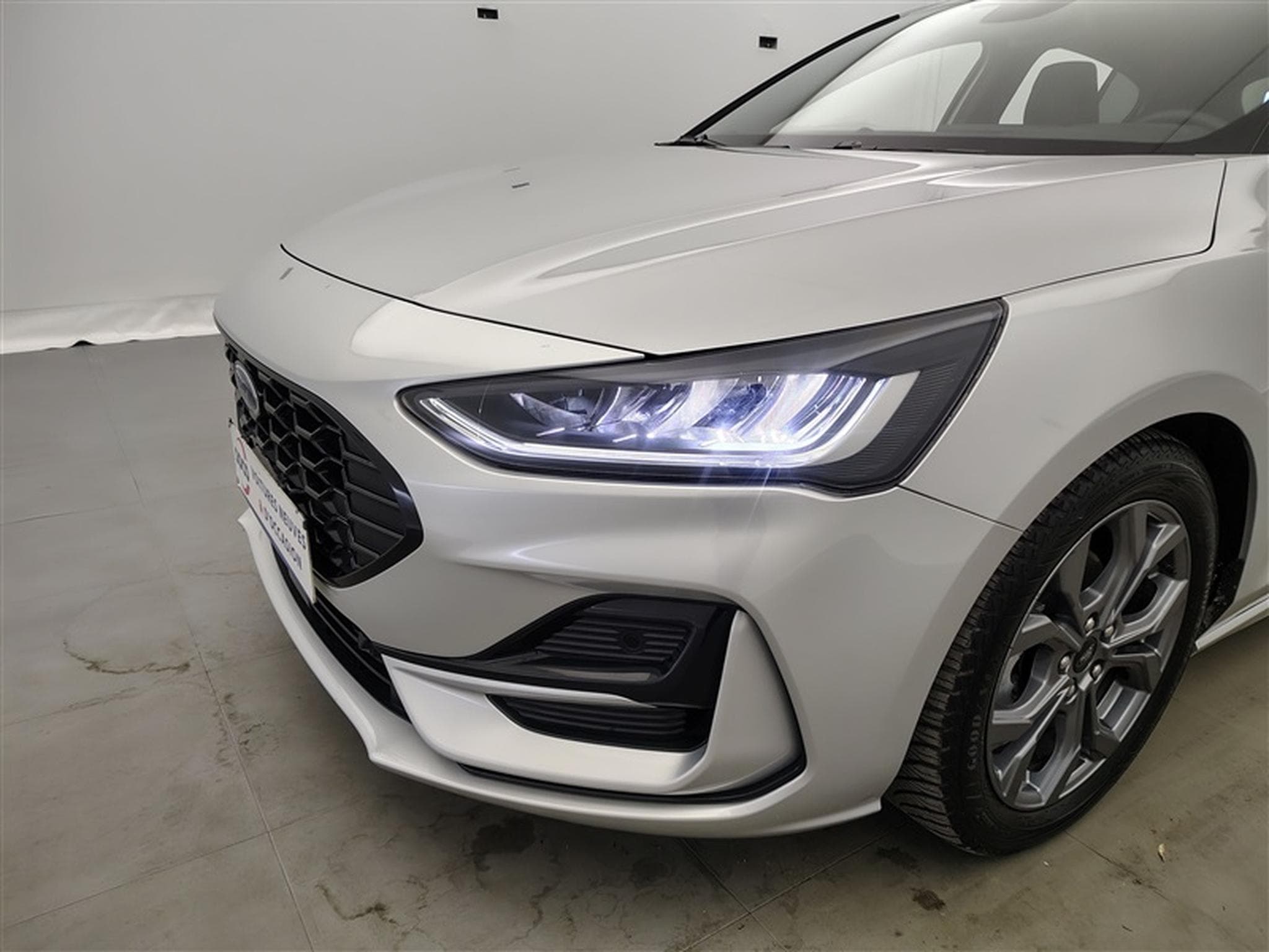 Ford Focus 1.5 EcoBlue 115cv PowerShift ST-Line NAVI / FULL LED / CAM (2025) - Foto 14