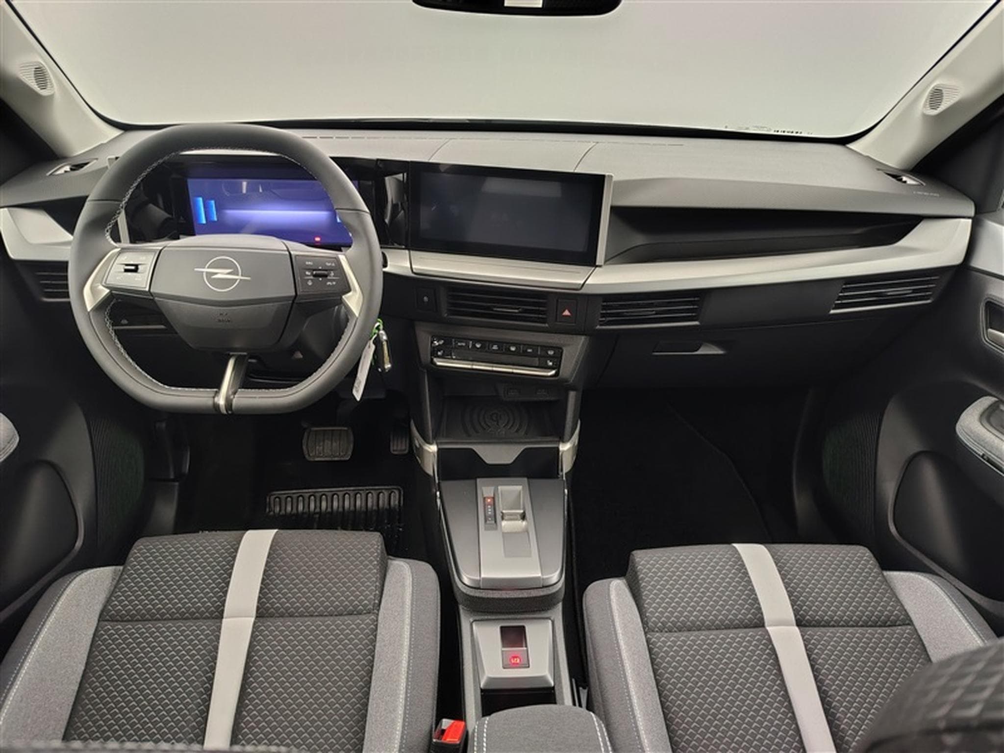 Opel Frontera 1.2 Turbo 145cv AT8 GS NAVI / FULL LED / CAMERA / JA 17 (2026) - Photo 8