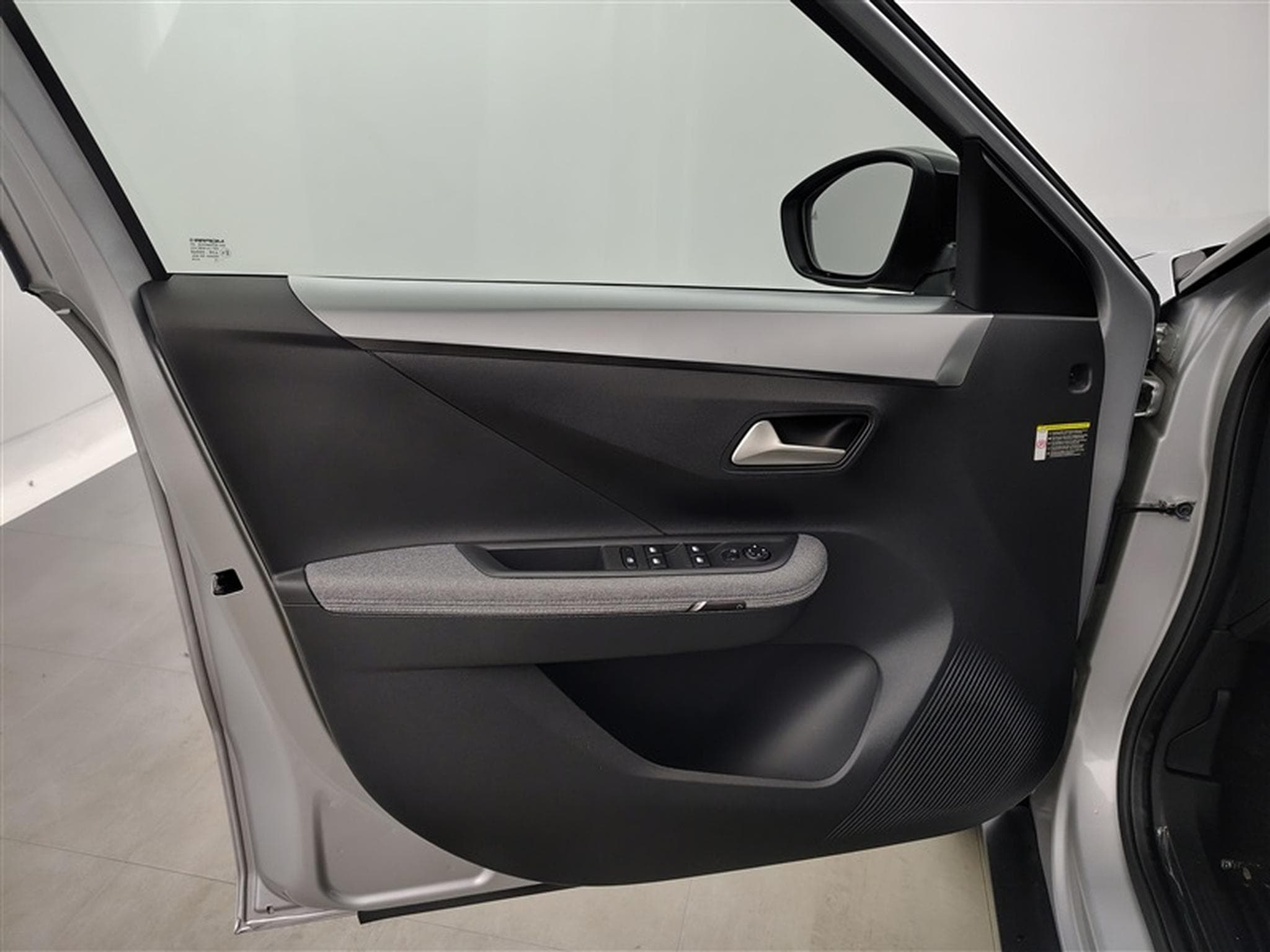 Opel Frontera 1.2 Turbo 145cv AT8 GS NAVI / FULL LED / CAMERA / JA 17 (2026) - Photo 16