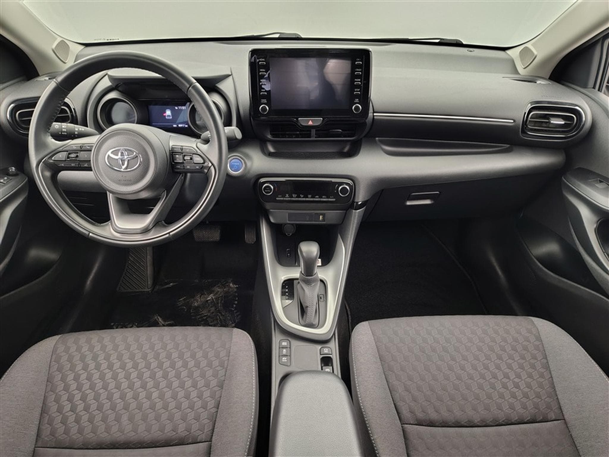 Toyota Yaris 1.5i VVT-i Hybrid Y-conic E-CVT *NAVI/CAMERA/JA* (2022) - Photo 8