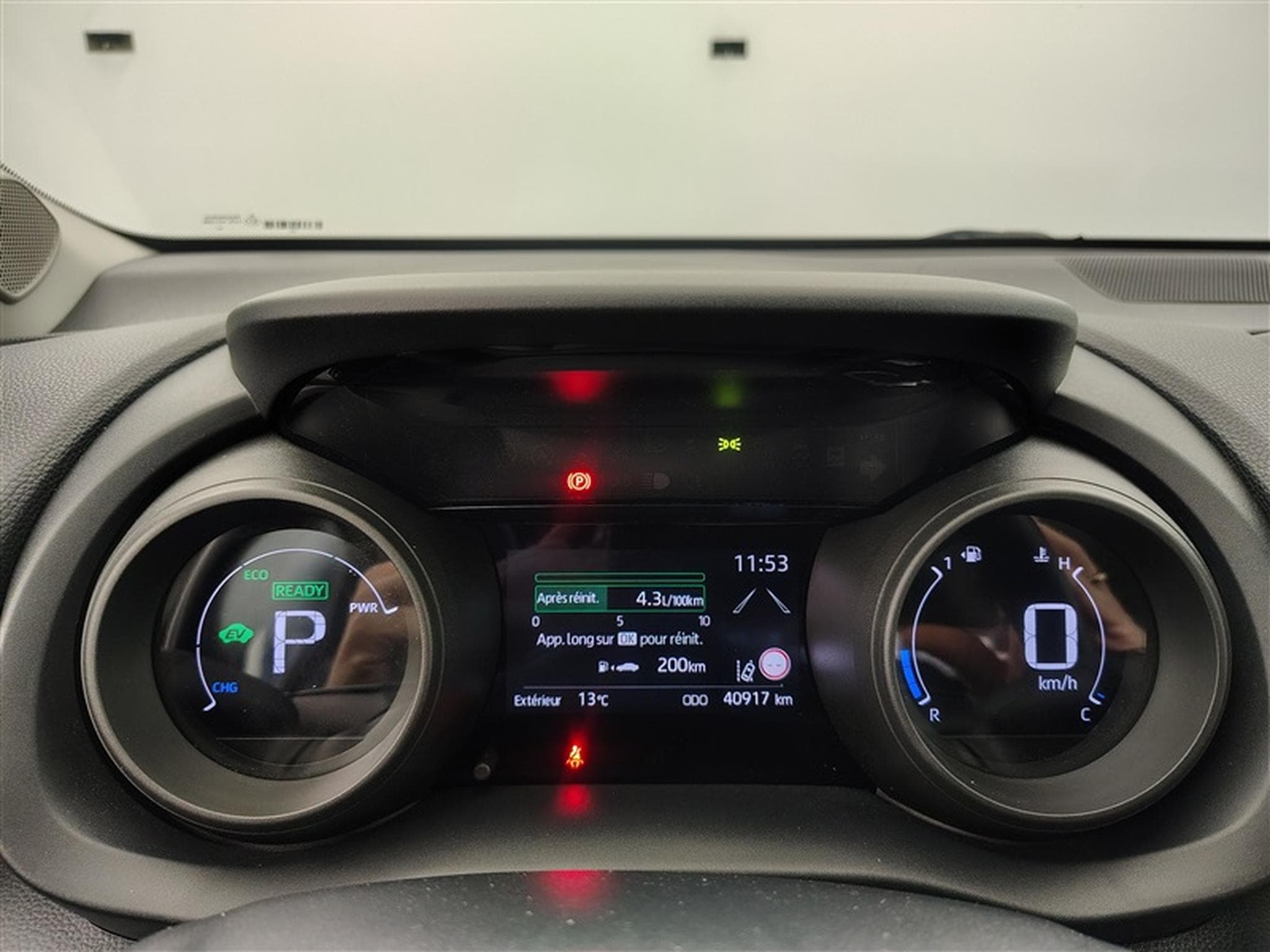 Toyota Yaris 1.5i VVT-i Hybrid Y-conic E-CVT *NAVI/CAMERA/JA* (2022) - Photo 10