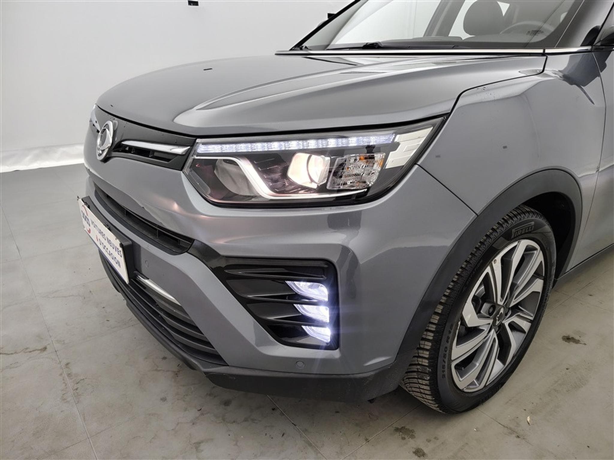 SsangYong Tivoli 1.5 T-GDI 163cv AUTOM. Quartz NAVI / CUIR / CAMERA / JA 18" (2022) - Foto 15