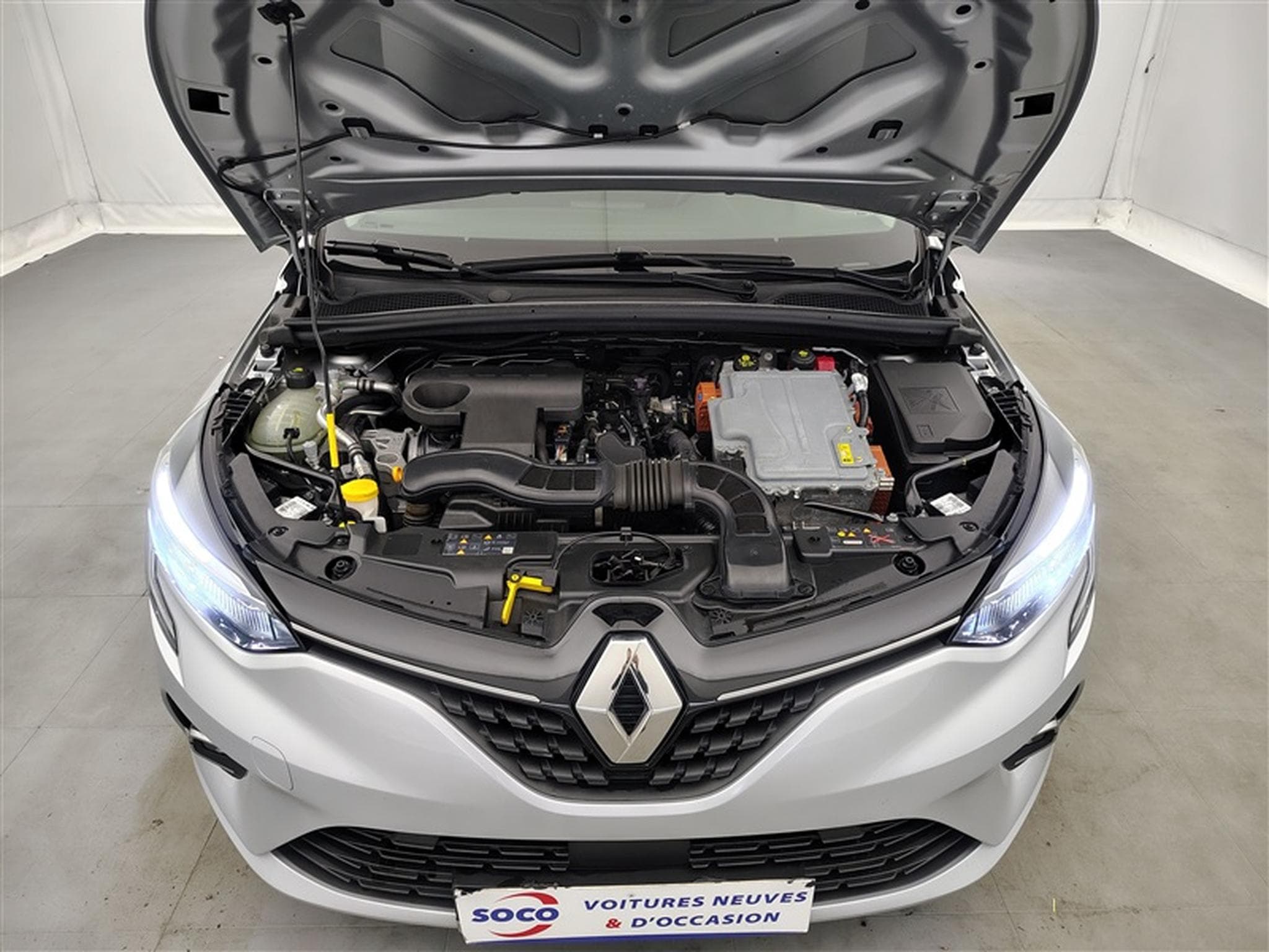 Renault Clio 1.6 E-Tech X-Tronic CARPLAY / PDC / FULL LED (2021) - Foto 19