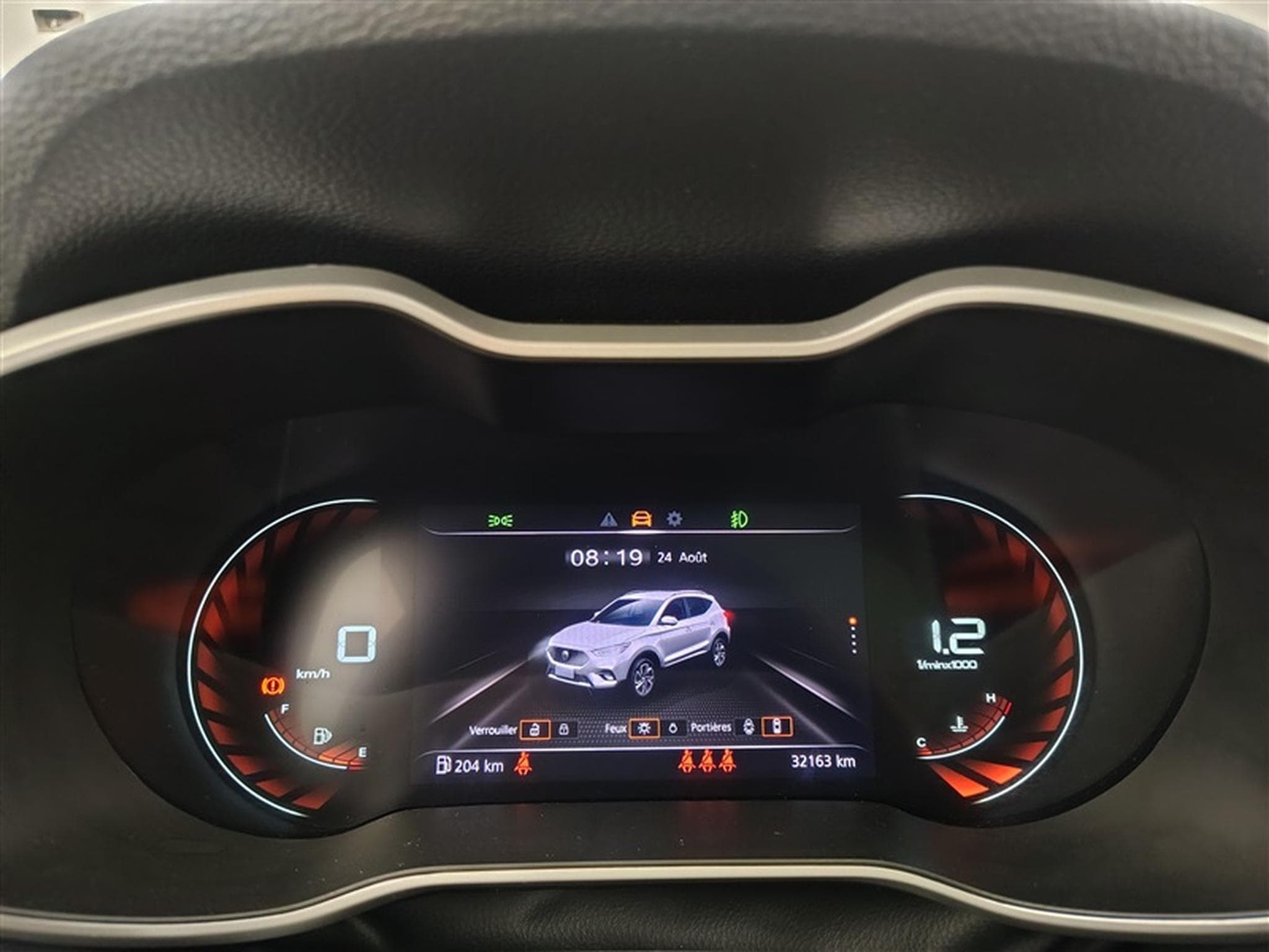 MG ZS 1.0 T-GDi Luxury (2023) - Foto 10