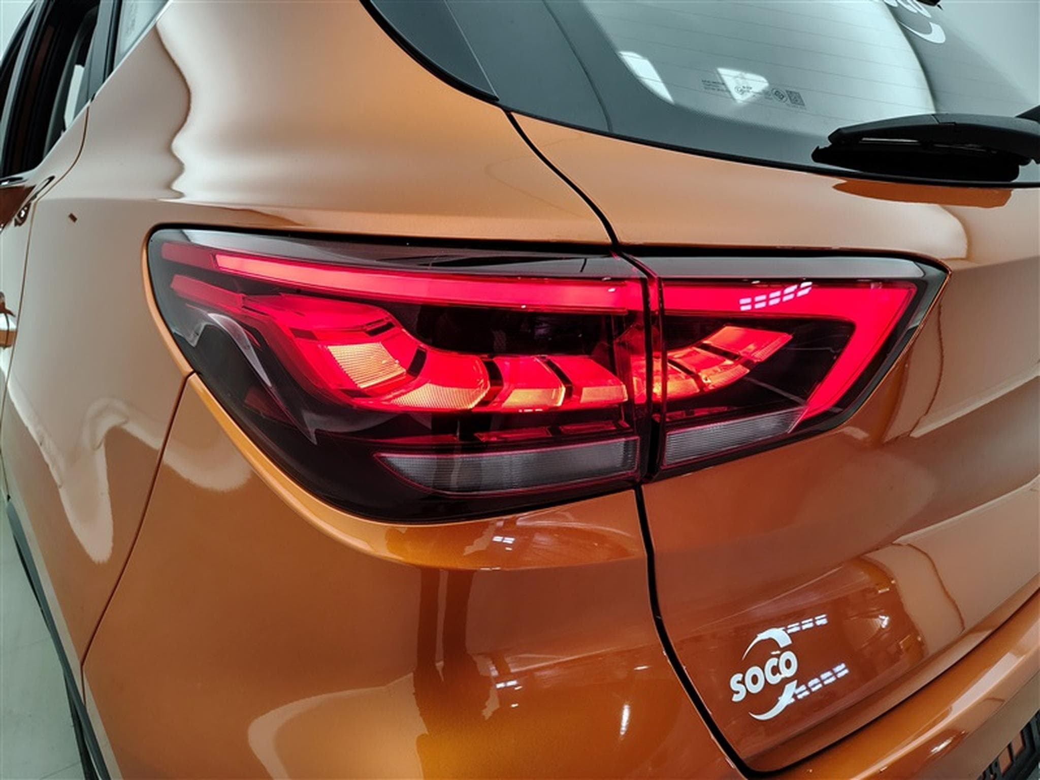 MG ZS 1.0 T-GDi Luxury (2023) - Foto 16