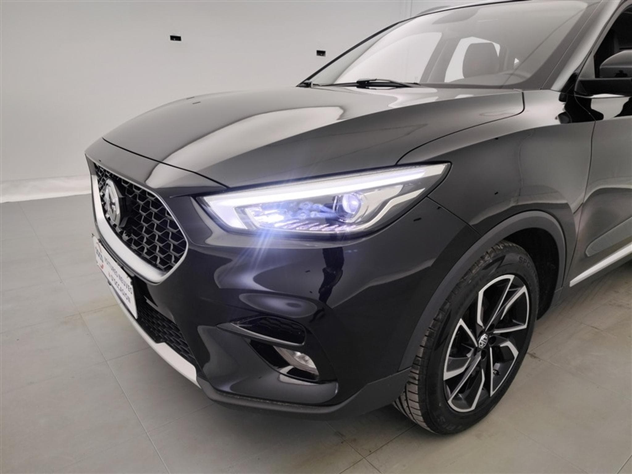 MG ZS 1.5 VTi 105cv Luxury CARPLAY / FULL LED / CUIR / CAMERA 360° (2024) - Foto 16