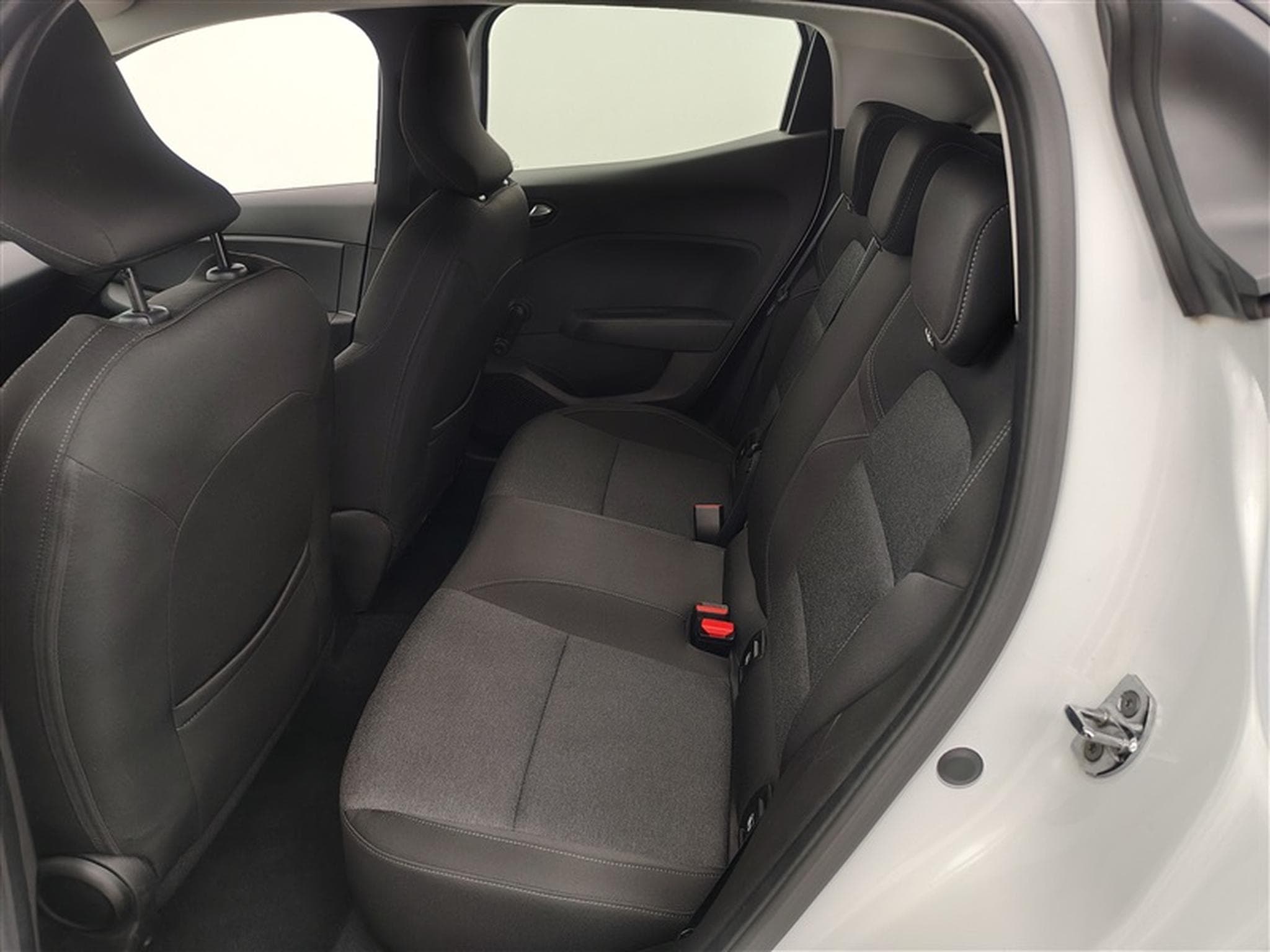 Renault Clio 1.0 TCe 90cv Evolution CARPLAY / FULL LED (2023) - Foto 13