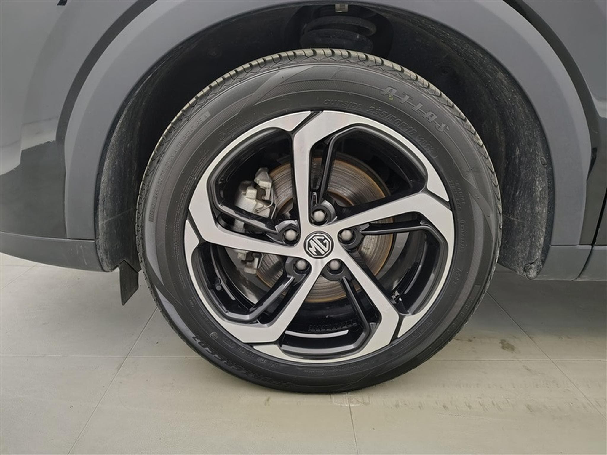 MG HS 1.5 T-GDi 160cv BVA Luxury NAVI / FULL LED / CUIR / PANO (2024) - Foto 6