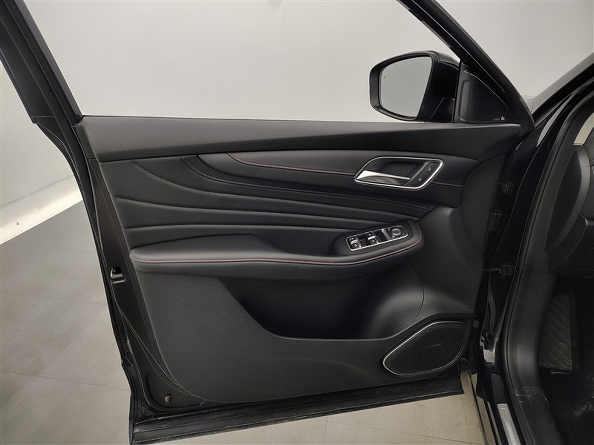 MG HS 1.5 T-GDi 160cv BVA Luxury NAVI / FULL LED / CUIR / PANO (2024) - Foto 16