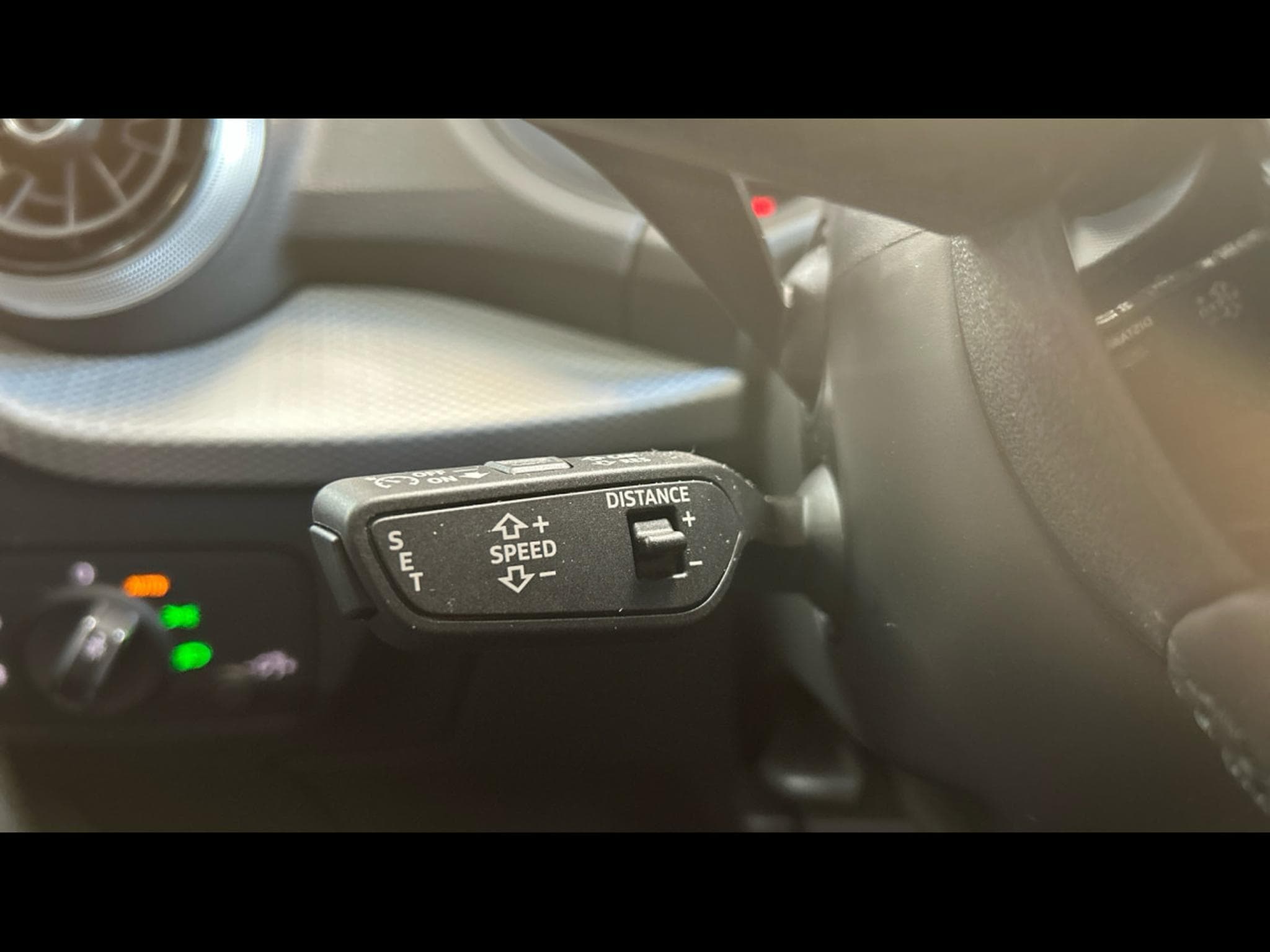 Audi Q2 35 TFSI 150 S TRONIC S LINE *CAM* (2026) - Foto 9