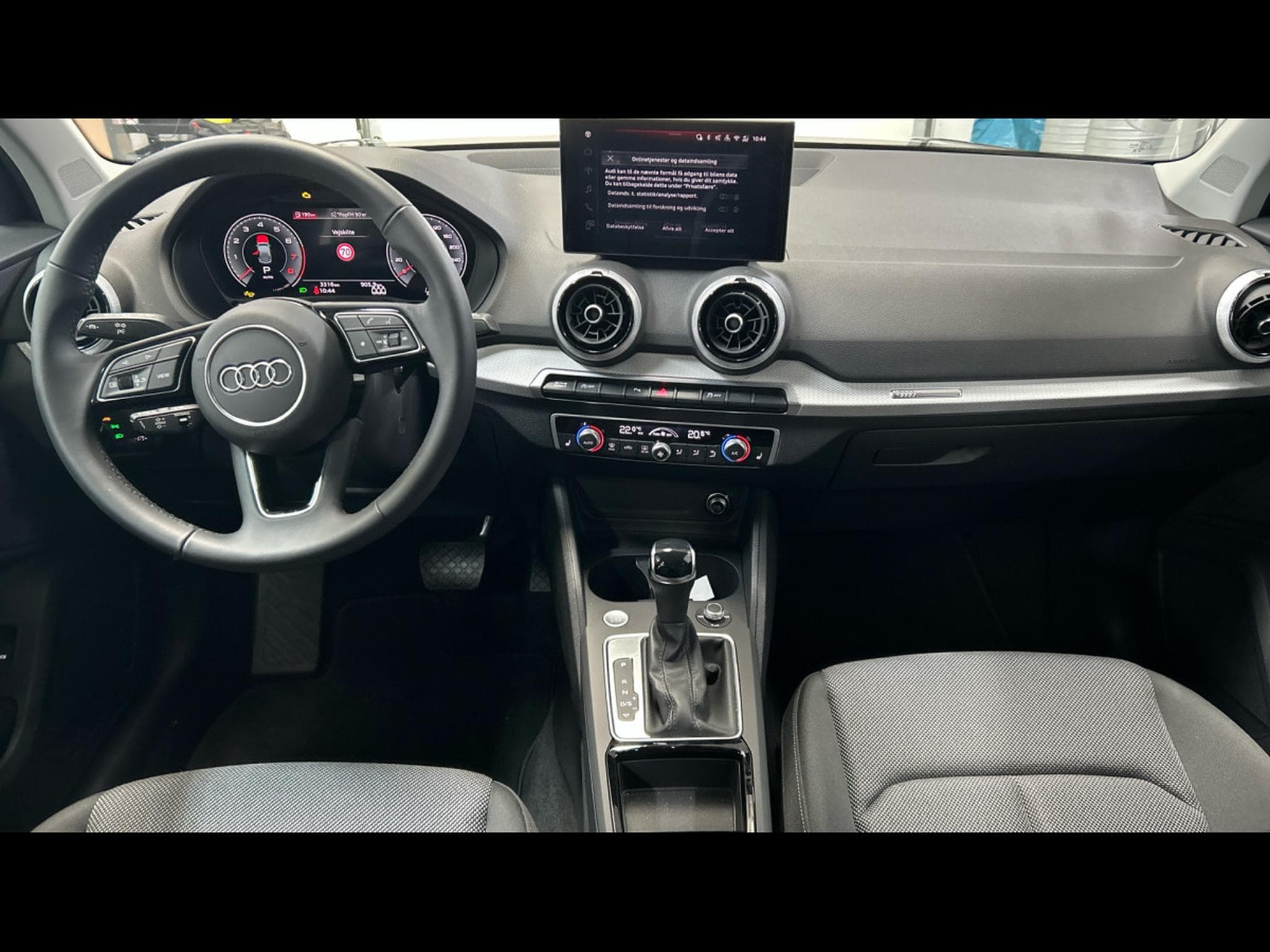 Audi Q2 35 TFSI 150 S TRONIC S LINE *CAM* (2026) - Foto 7