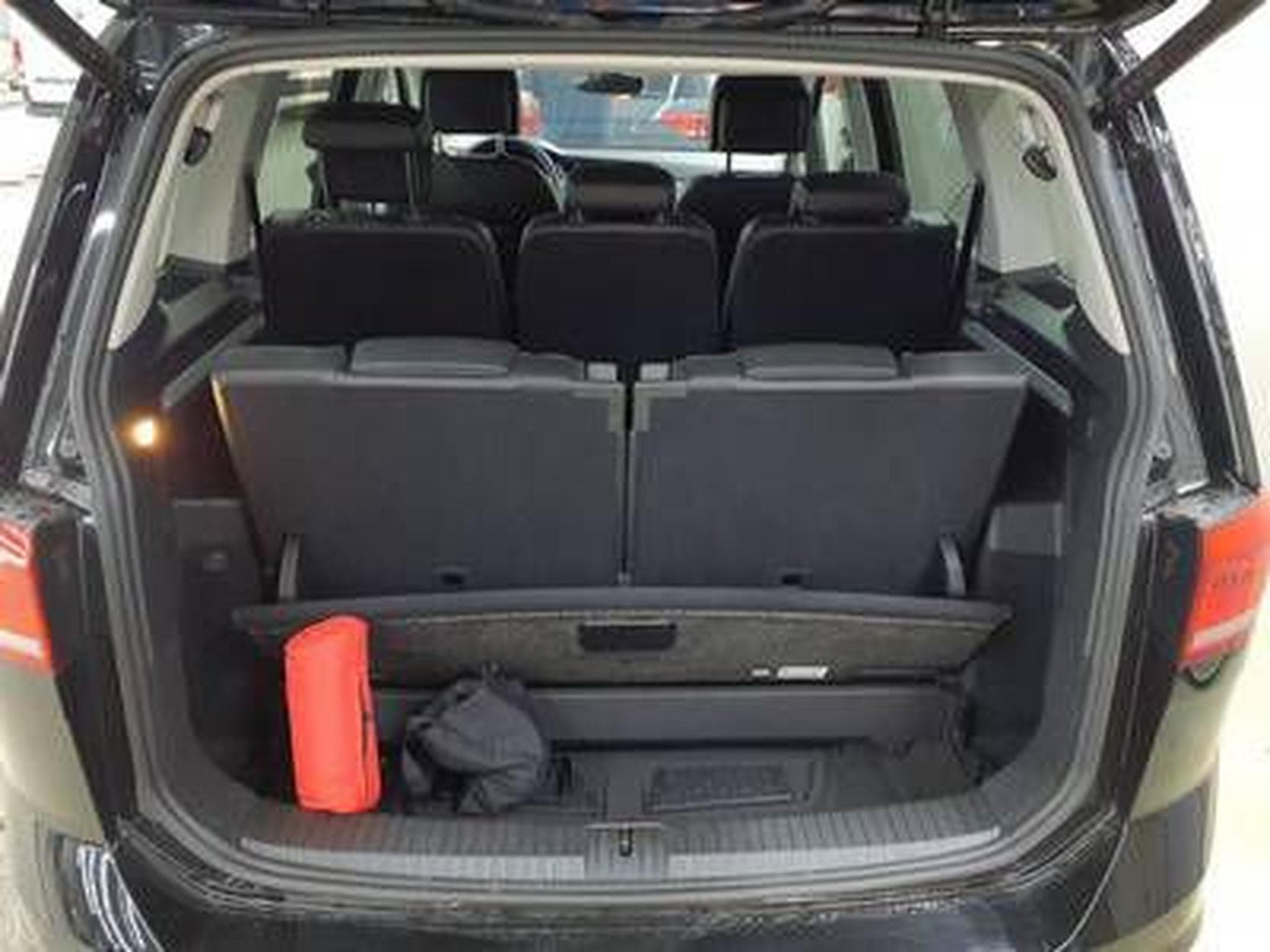 VW Touran Comfortline Energy 1.5 TSI 150 CV BVM6  * 7 PLACES *CAM* *HA (2026) - Foto 7
