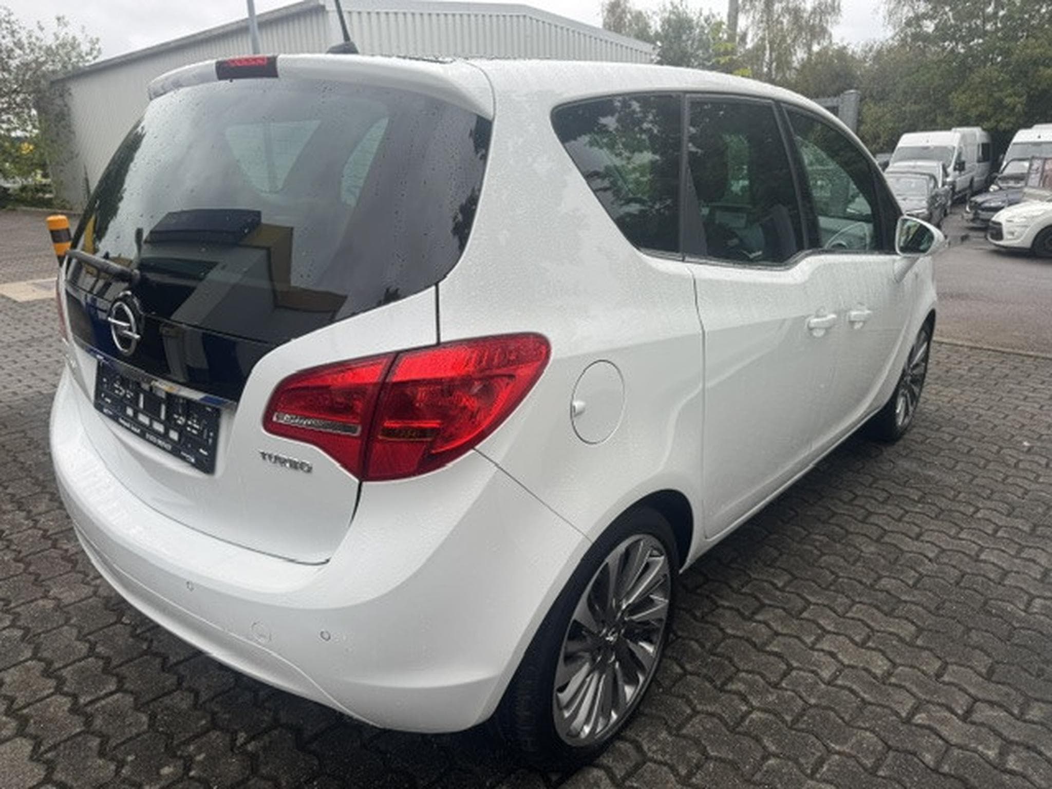Opel Meriva OPEL MERIVA Innovation PANORAMA NAVI AUTOMATIK LEDER LED (2015) - Foto 8