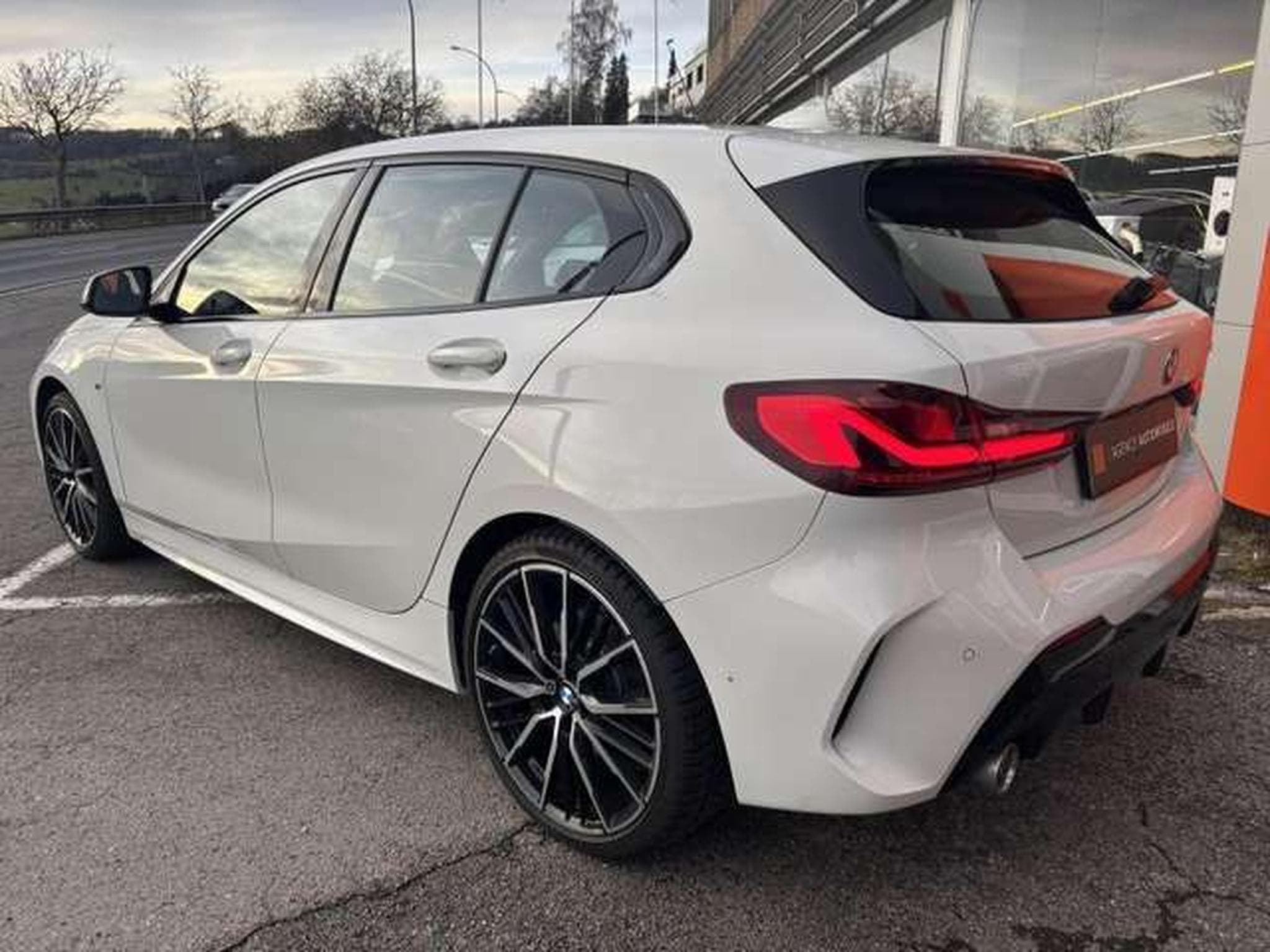 BMW 120 M STEPTRONIC - JUSQU'A 36 MOIS DE GARANTIE (2023) - Photo 7