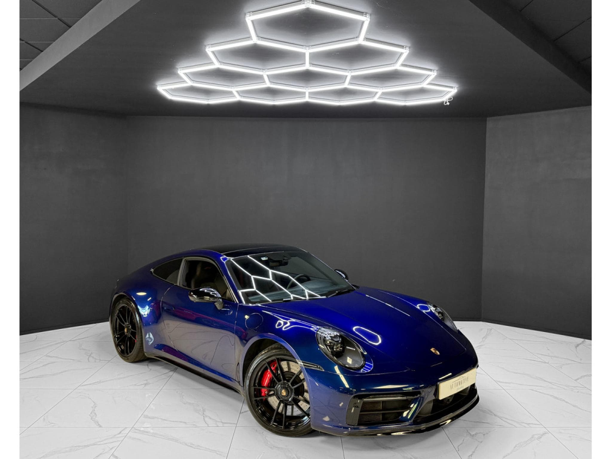 Porsche 911 Carrera 4 GTS / Lift / Bose / Matrix / 360° (2024) - Foto 7