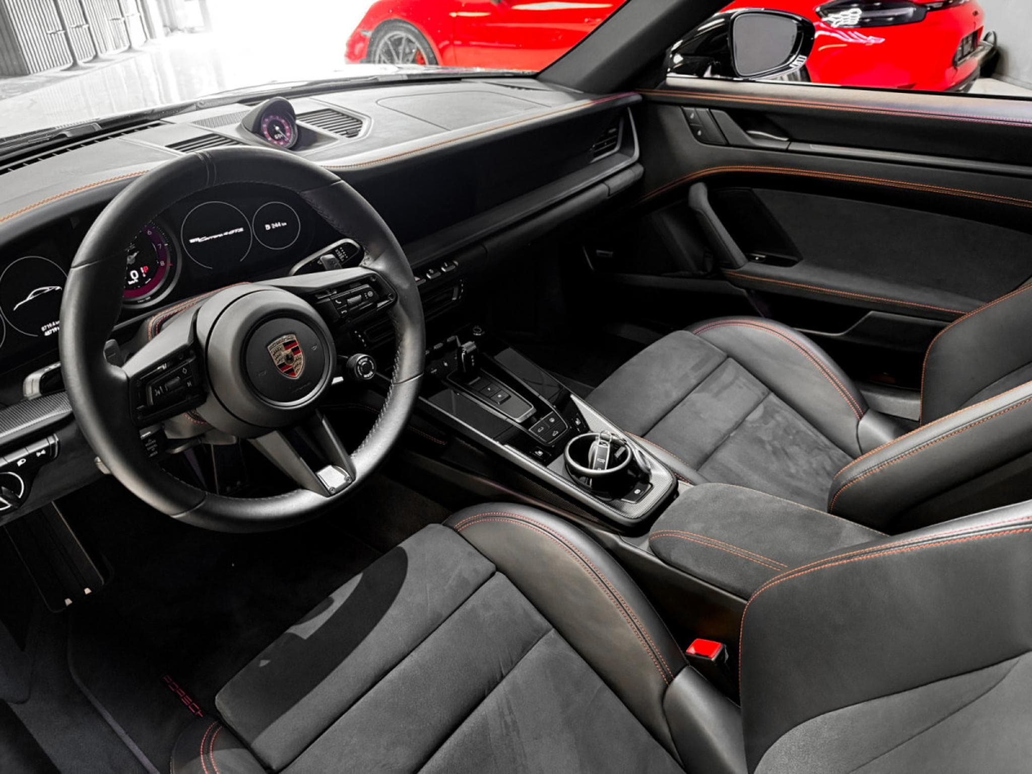Porsche 911 Carrera 4 GTS / Lift / Bose / Matrix / 360° (2024) - Foto 11