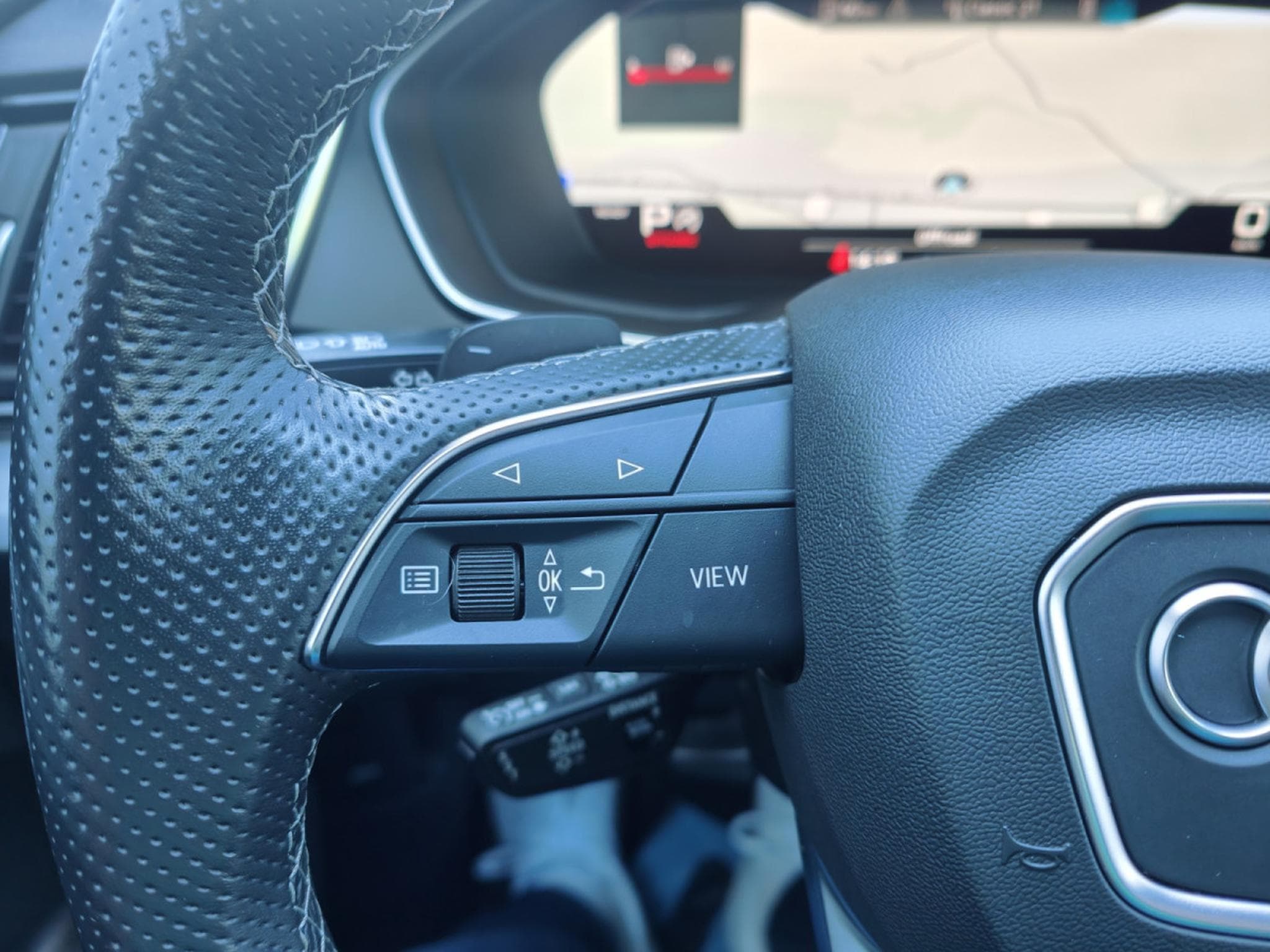 Audi SQ5 3.0 TDI V6 SPORTBACK CARPLAY TOIT OUV CAMERA SIEGES ELEC CHA (2023) - Photo 23