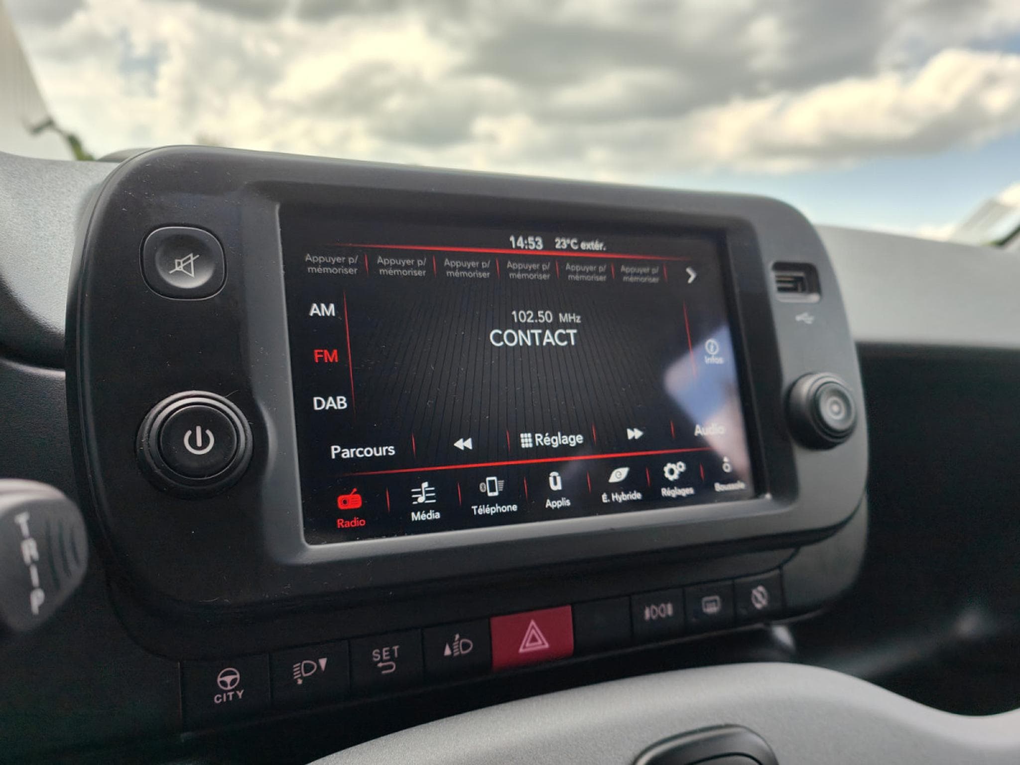 Fiat Panda PANDA CROSS EDITION GARMIN MHEV BLUETOOTH GPS (2022) - Photo 14