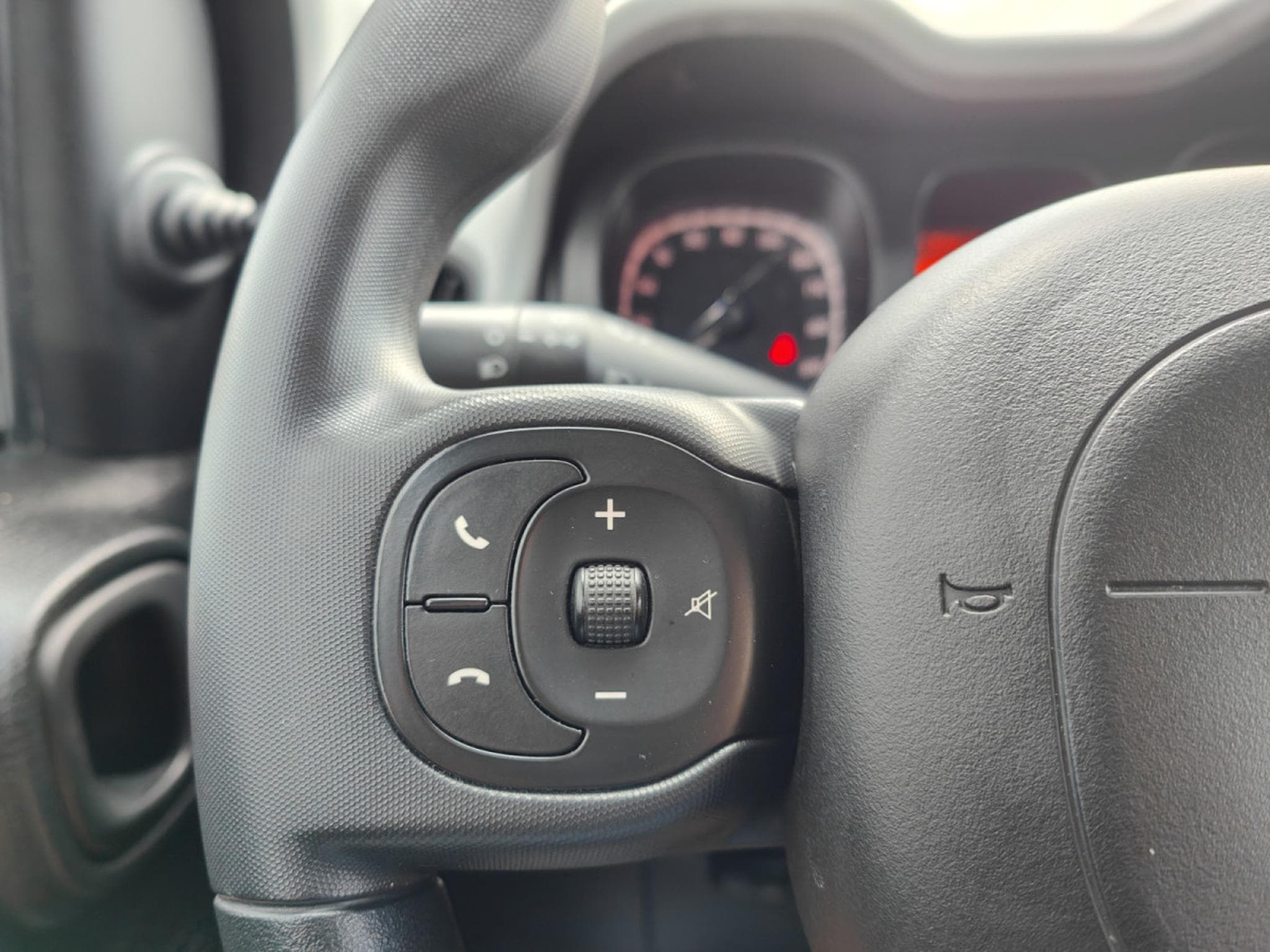 Fiat Panda PANDA CROSS EDITION GARMIN MHEV BLUETOOTH GPS (2022) - Photo 18