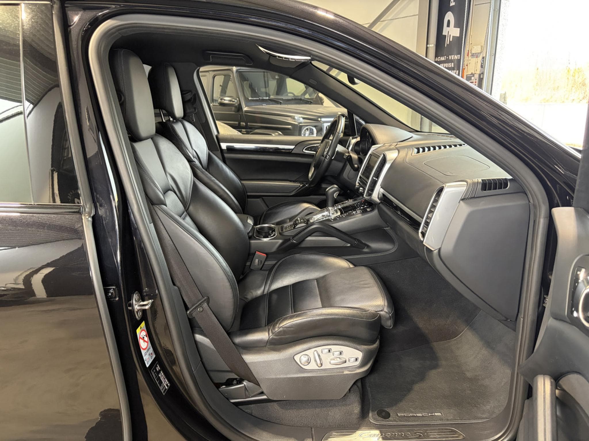 Porsche Cayenne Cayenne S Diesel/Luftfederung/21/CUIR/AHK/VOLL (2014) - Photo 20