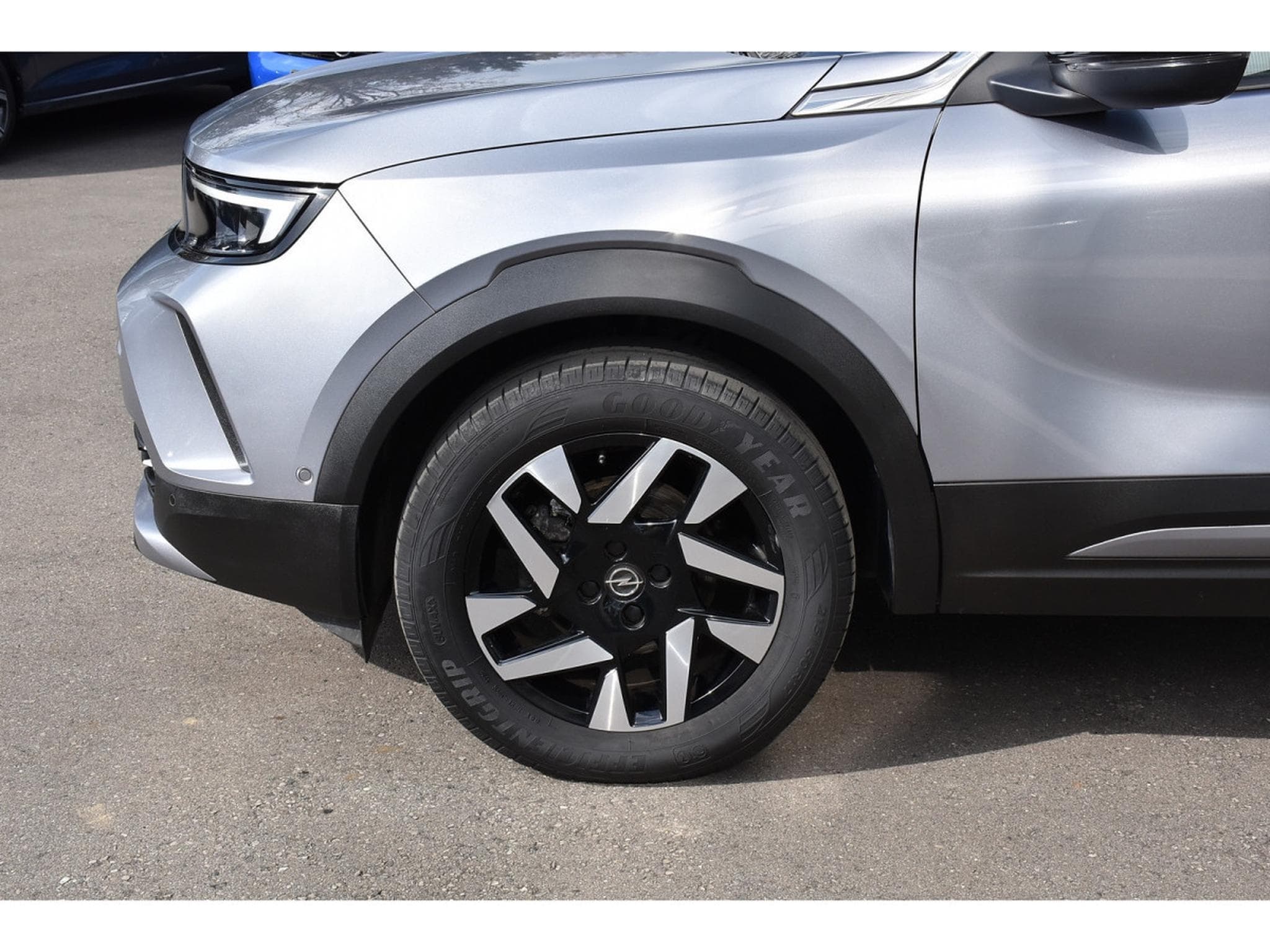 Opel Mokka 1.2 Turbo GS EAT8 SG CHFF ACC SIDE GPS CAM 1° MAIN (2024) - Photo 5