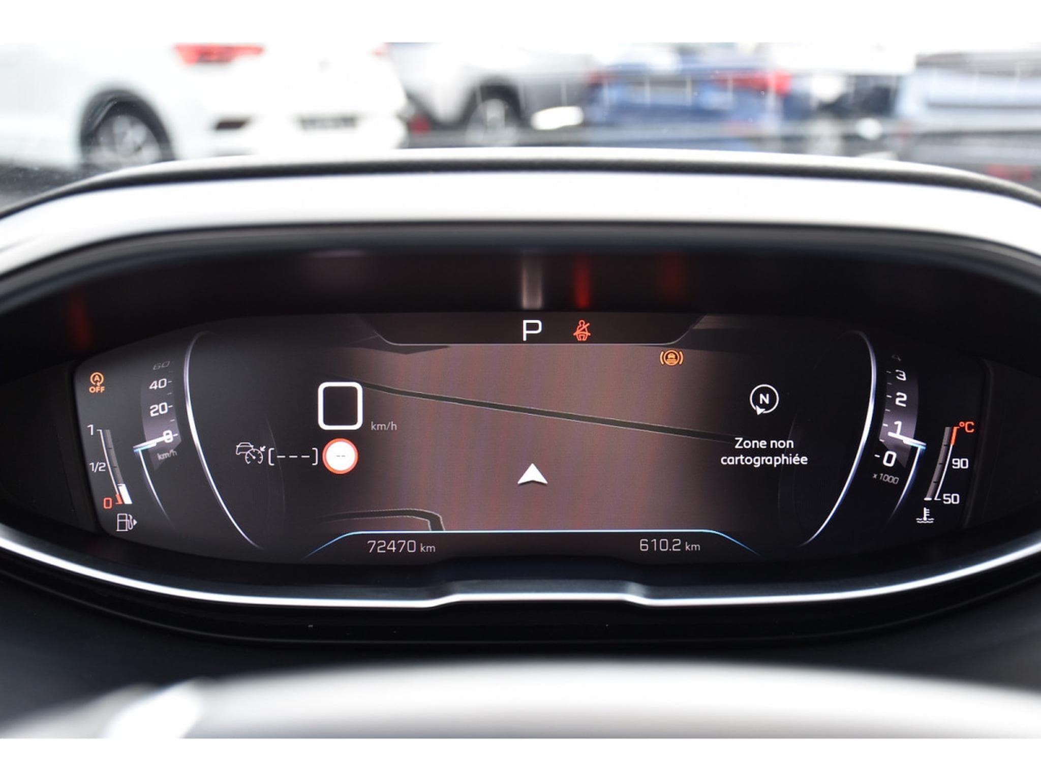 Peugeot 5008 1.5 BlueHDI GT EAT8 PANO CUIR FOCAL ACC SIDE CAM360 1° MAIN (2023) - Foto 17