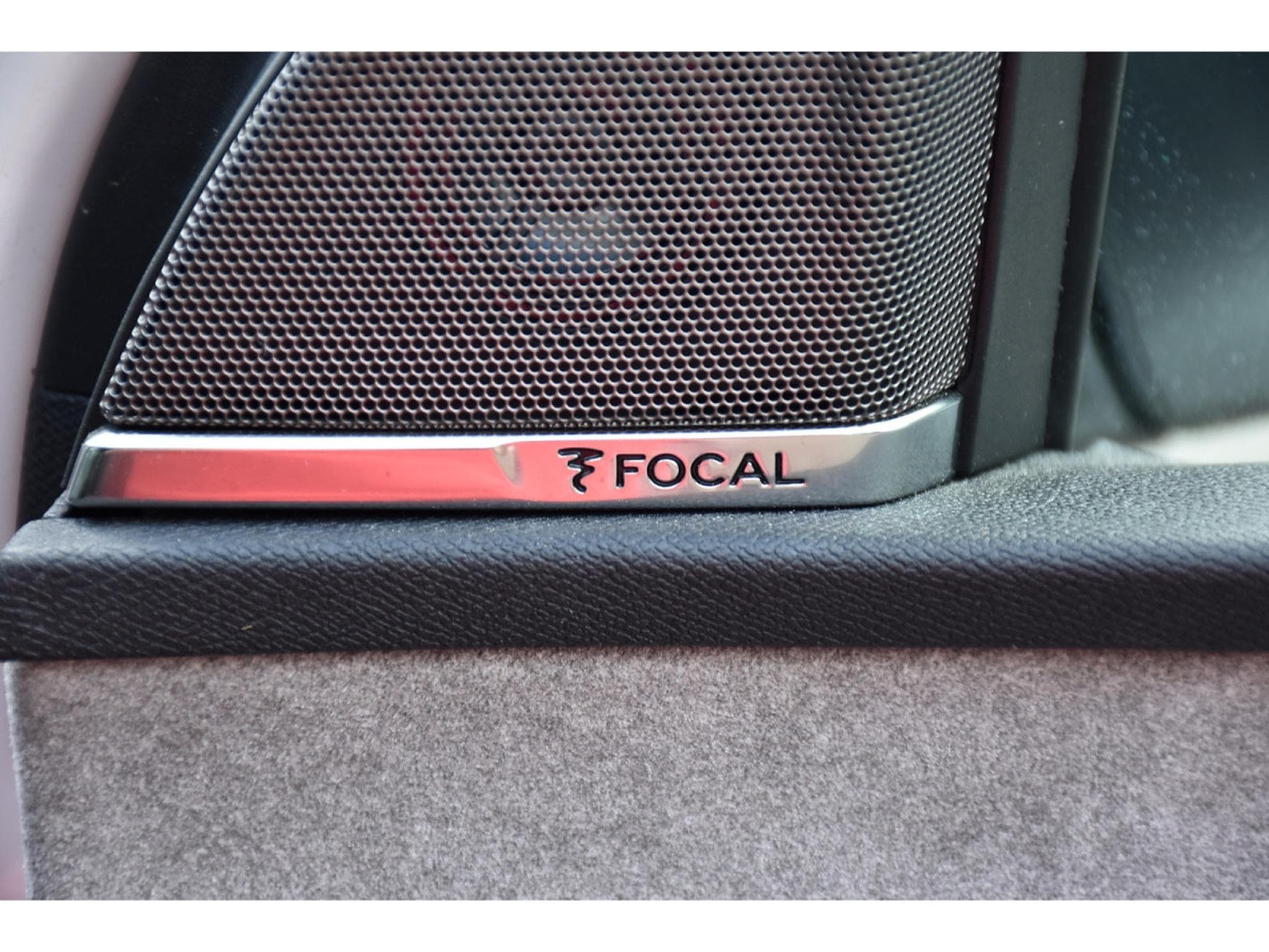 Peugeot 5008 1.5 BlueHDI GT EAT8 PANO CUIR FOCAL ACC SIDE CAM360 1° MAIN (2023) - Foto 20