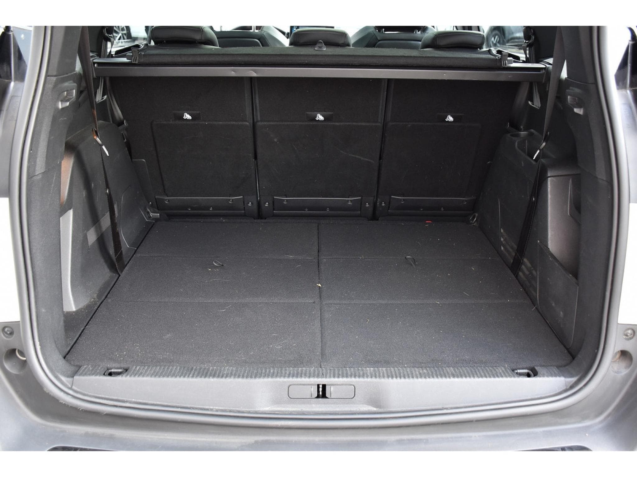 Peugeot 5008 1.5 BlueHDI GT EAT8 PANO CUIR FOCAL ACC SIDE CAM360 1° MAIN (2023) - Foto 24