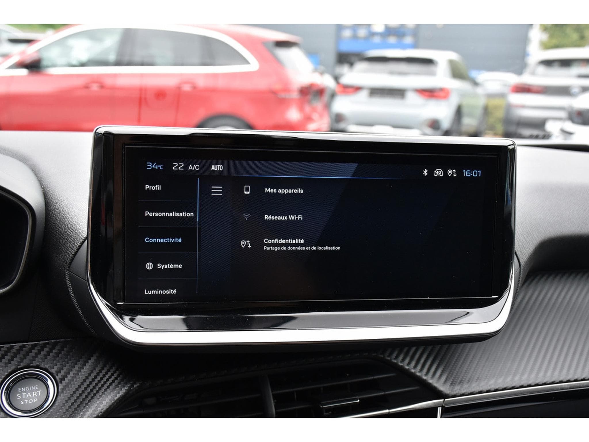 Peugeot 2008 1.2 PureTech Allure ACC GPS LANE SIDE REGUL CAM 360 1° MAIN (2025) - Foto 11